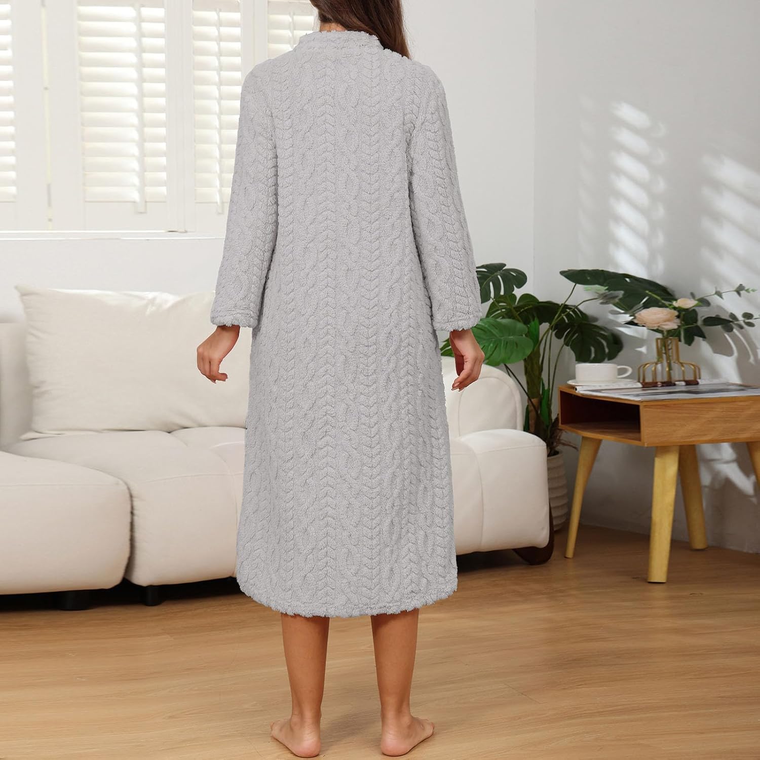 Oplxuo Women Zipper Robe Fleece Long Sleeves Bathrobe Nightgown Warm Soft Housecoat with Pockets Zip Up House Dresses