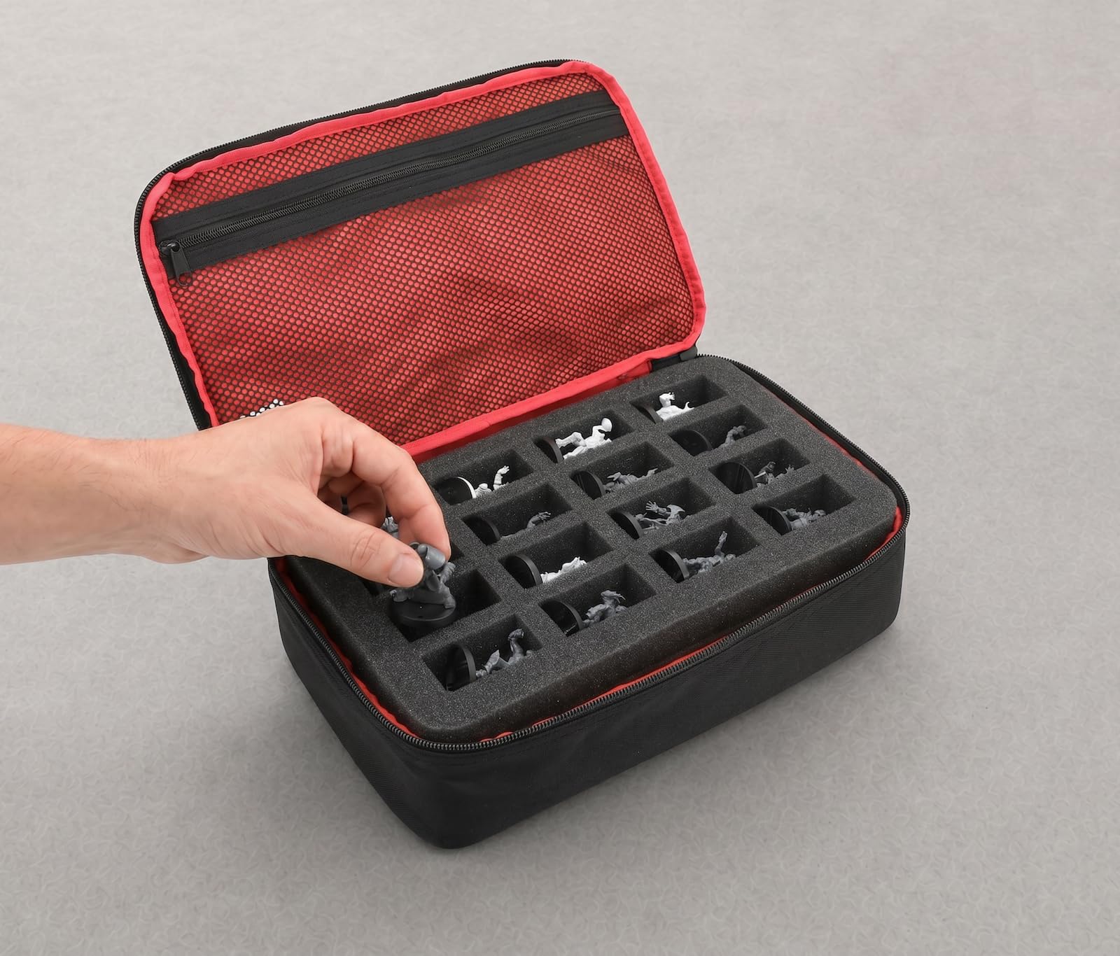 Feldherr Mini Etui Compatible avec 32 Miniatures de Blood Bowl sur Socle 25 mm (Jusqu'en 2015)