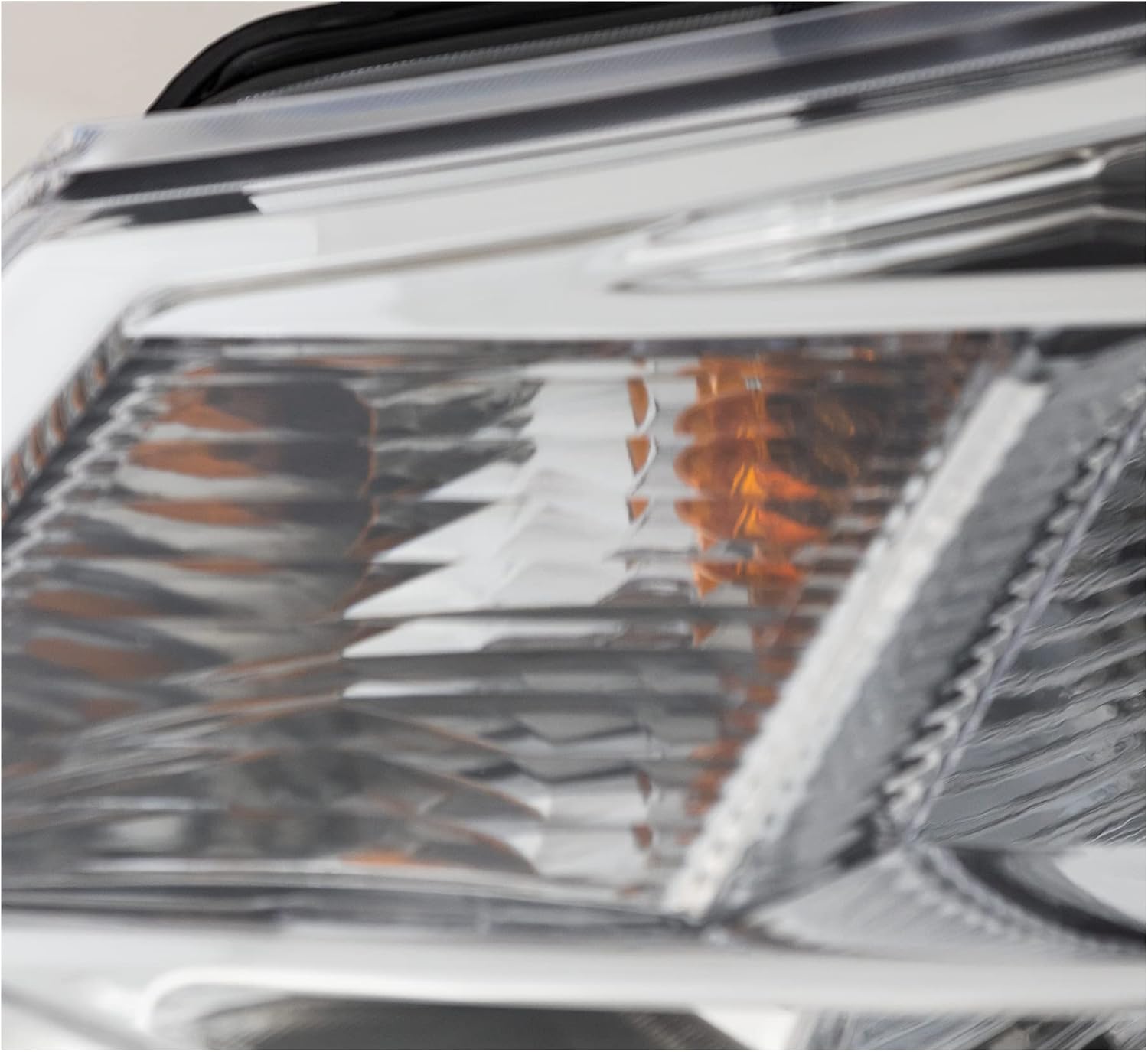 Evan Fischer Driver Side Headlight for Ford Focus 2008-2011 Halogen With bulb(s) Fits S, SE, SEL & SES, Sedan Replaces # 8S4Z13008F
