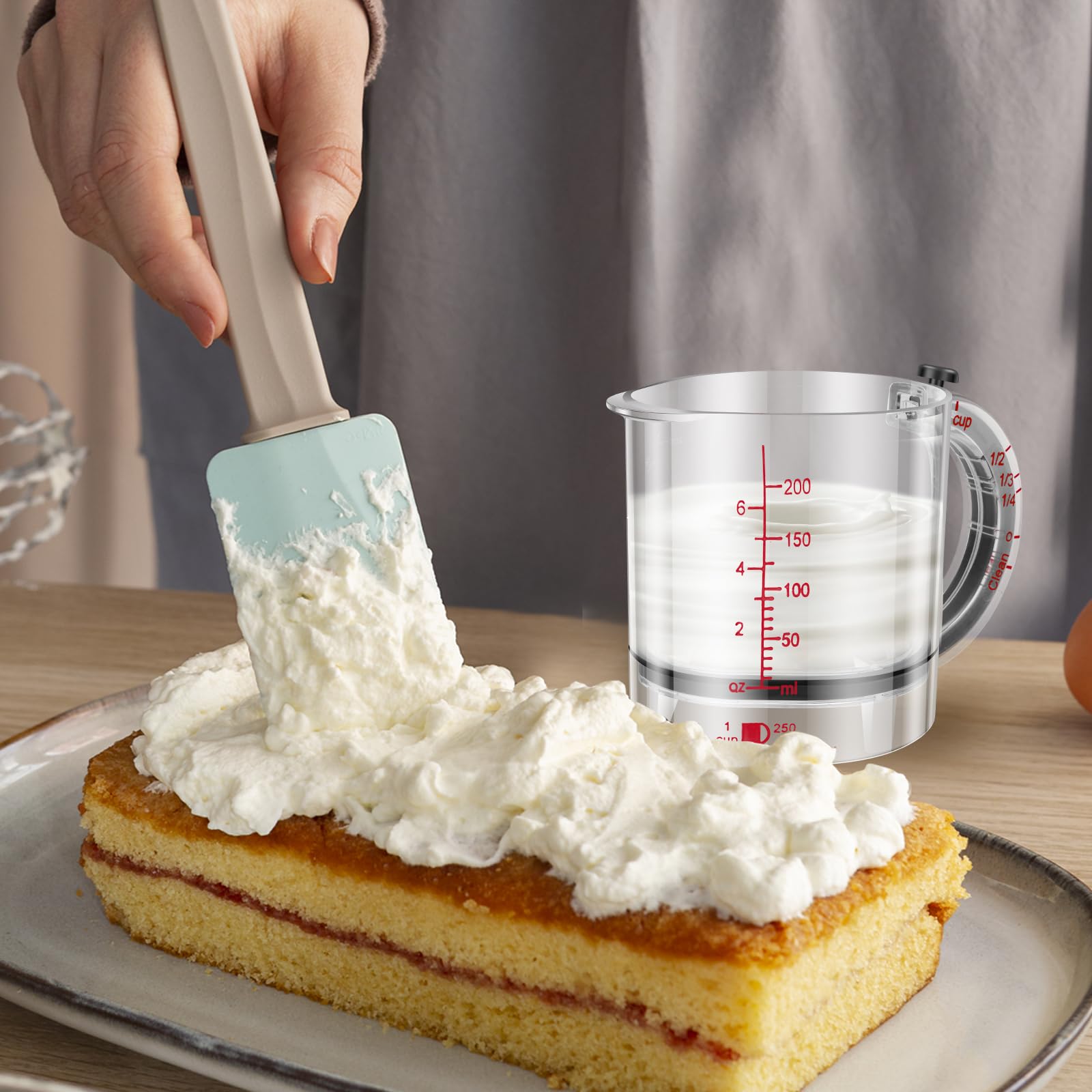 Tasse à mesurer réglable 4 en 1 – Fond poussoir et double échelle (ml/oz), adapté pour la pâtisserie, la cuisine et les tasses à mesurer de laboratoire