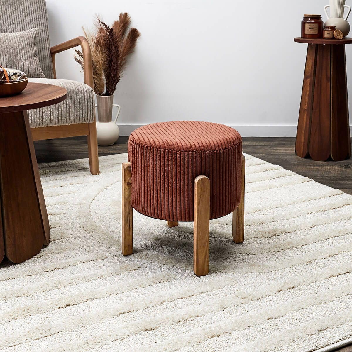AltoBuy Amory - Lot de 2 Tabourets en Velours côtelé Coloris Terracotta Pieds en Acacia