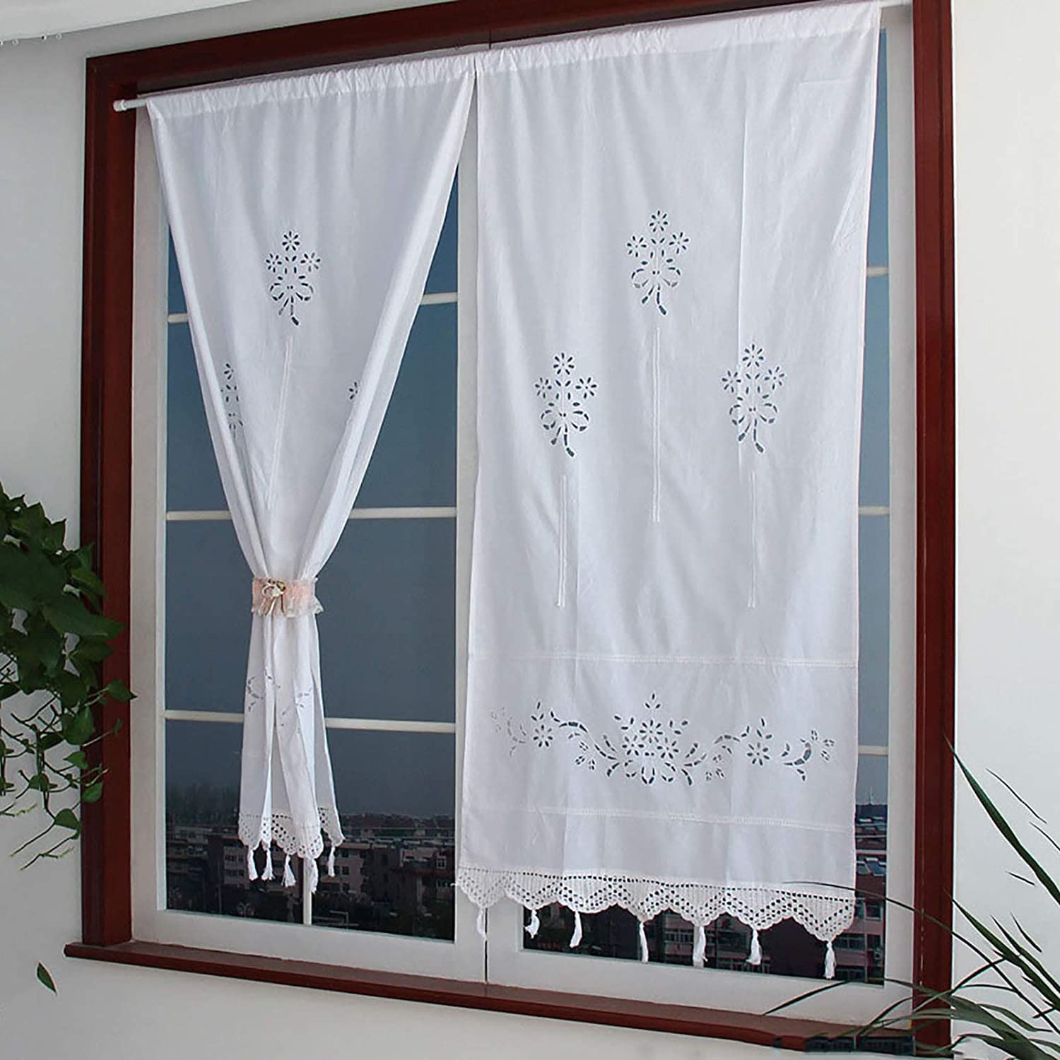Rideaux de coton blanc avec fleurs de crochet 70x150cm style country