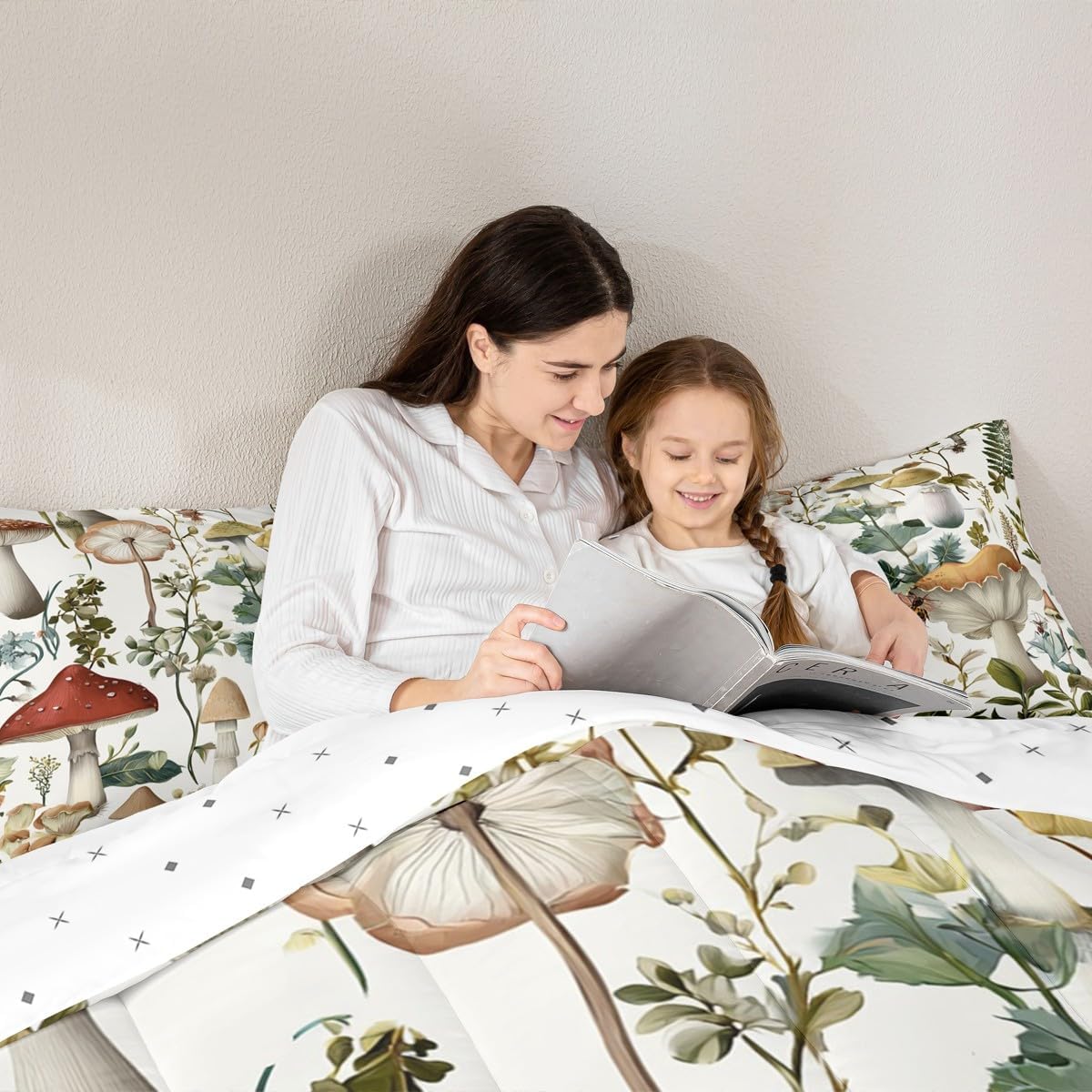 Feelyou Mushrooms Moth Comforter Set for Girls Boys Children Botancial Fungus Comforter Decorative Wild Mushroom Stuff Bedding Set Cute Mushroom Plants Duvet Set King Size Quilt Set 3Pcs