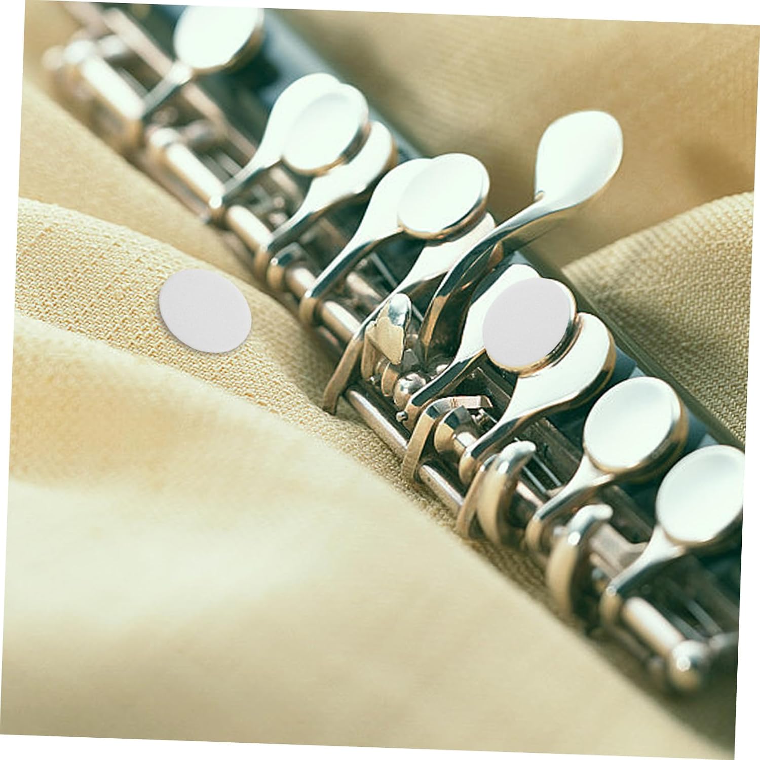 24pcs Bassoon Pads for Sound Hole Key Sealing Durable White Bassoon Accessories for Musicians High-grade Material for Protection
