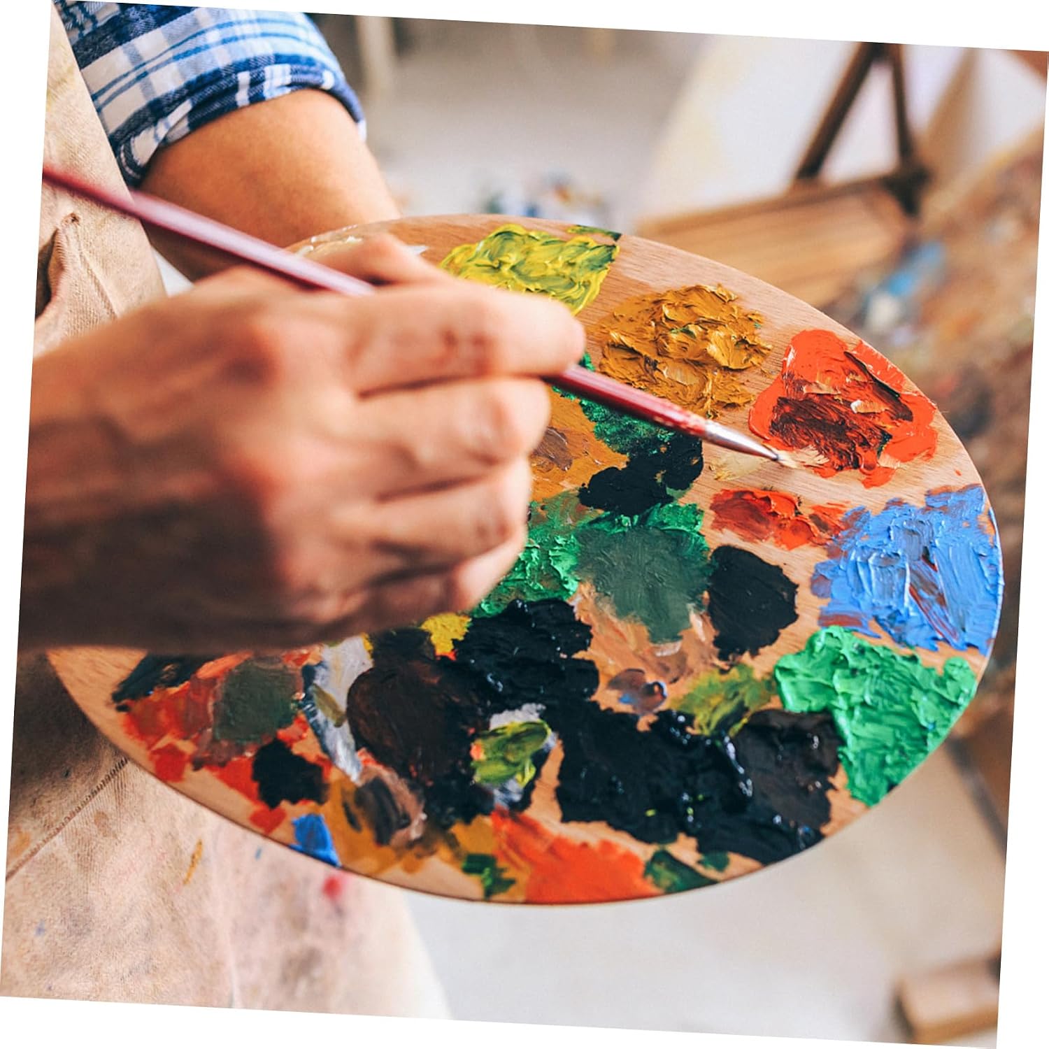 Artibetter Wooden Color Mixing Palette Tray Medium Oval Pigment Mixing Board for Artists Easy to Clean Convenient Storage Art Supplies for Oil and Watercolor Painting Walnut Finish
