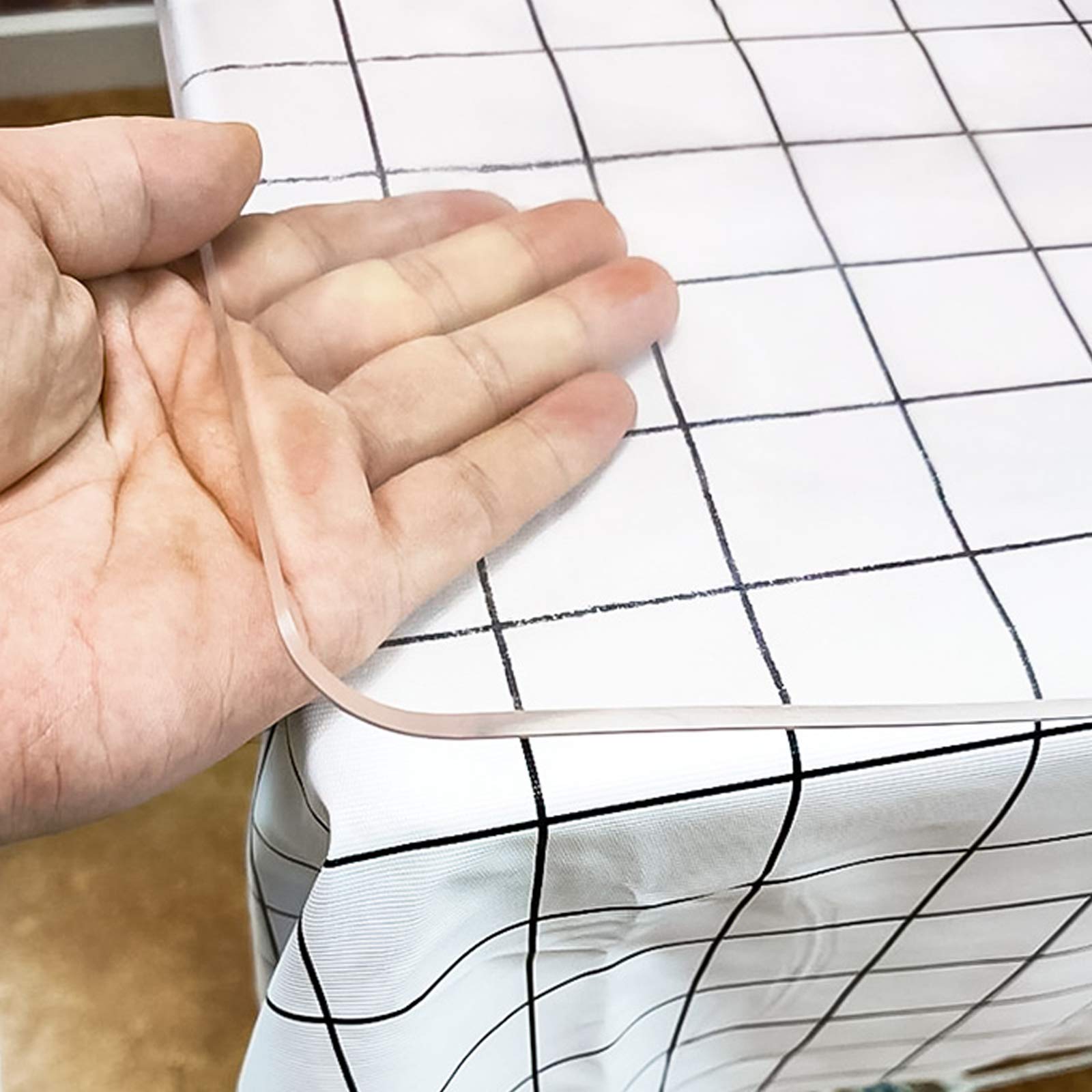Verre souple 100% imperméable et sans odeur pour protéger durablement les tables