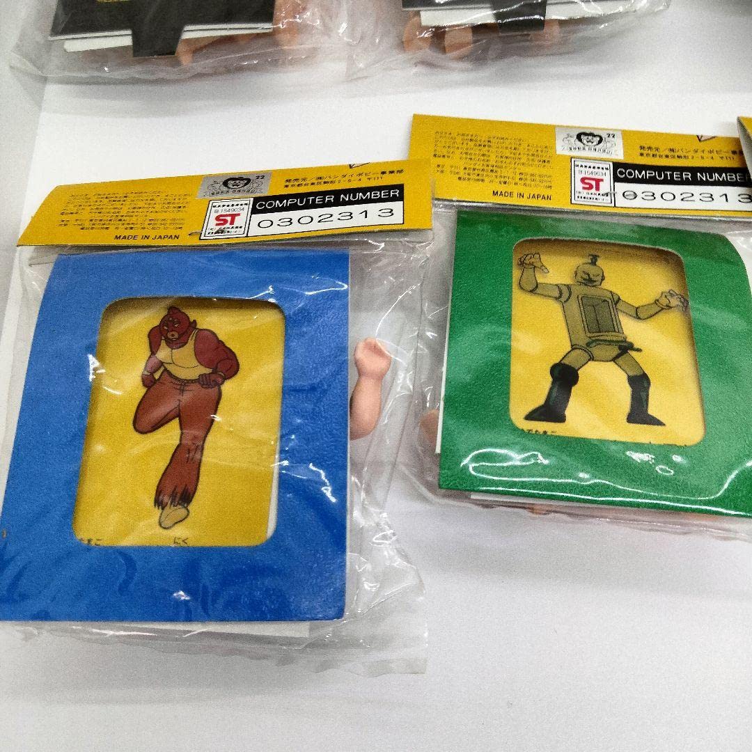 キン肉マンデカケシ　技ケシ8セット＋1体 Amazon.co.jp: バンダイ キン肉マン デカ消し 決め技パック 8点セット