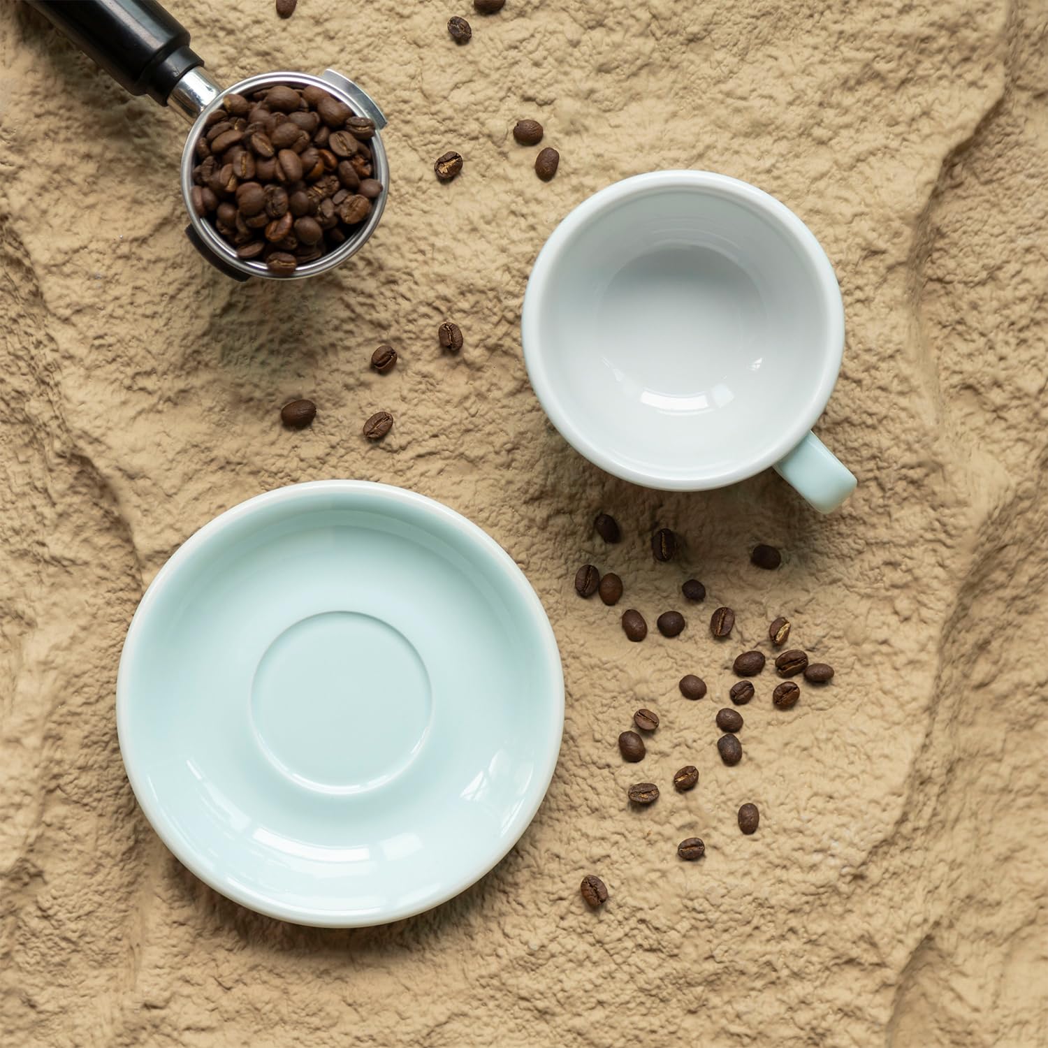 Loveramics Taza de café con platillo, tazas de café de cerámica de 10 onzas con fondo redondo para latte, capuchino, té, espresso, juego de tazas de cerámica de pared gruesa para barista, colores