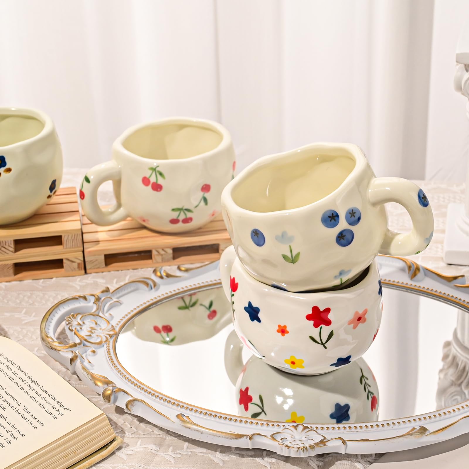 Lot de 4 tasses à café en céramique peintes à la main - Motif floral mignon - Pour le bureau et la maison - Tasse à thé vintage pour cappuccino, cacao, expresso - Passe au micro-ondes - 290