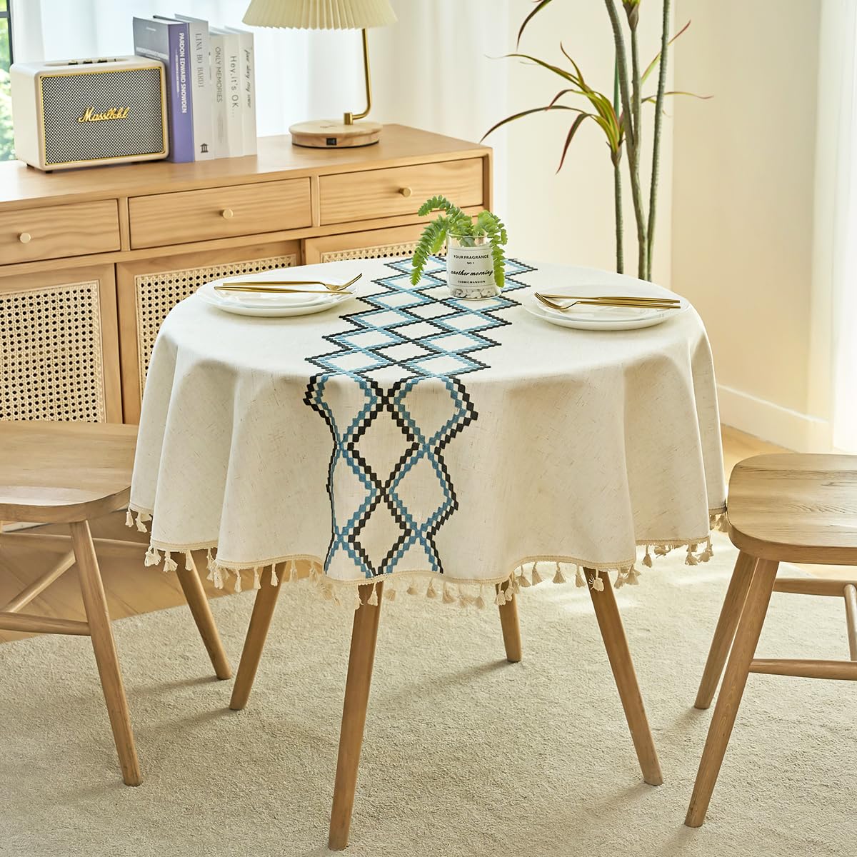 BOJVESH Fabric Table Cloth, Tassel Embroidery Table Cover, Washable Wrinkle Free Dust-Proof Tablecloth for Kitchen Dinning Party Picnic Banquet Tabletop Decoration (140cm Round)