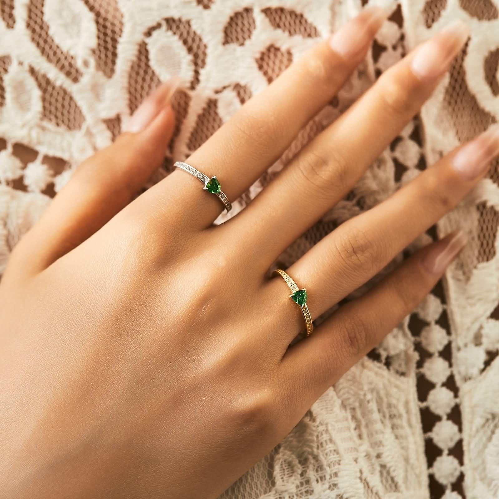 Anillos Boda Mujer Oro Blanco 9K/14K/18K, 4x4mm Triángulo con Peridoto Creado, Anillos Eternidad Plata Mujer