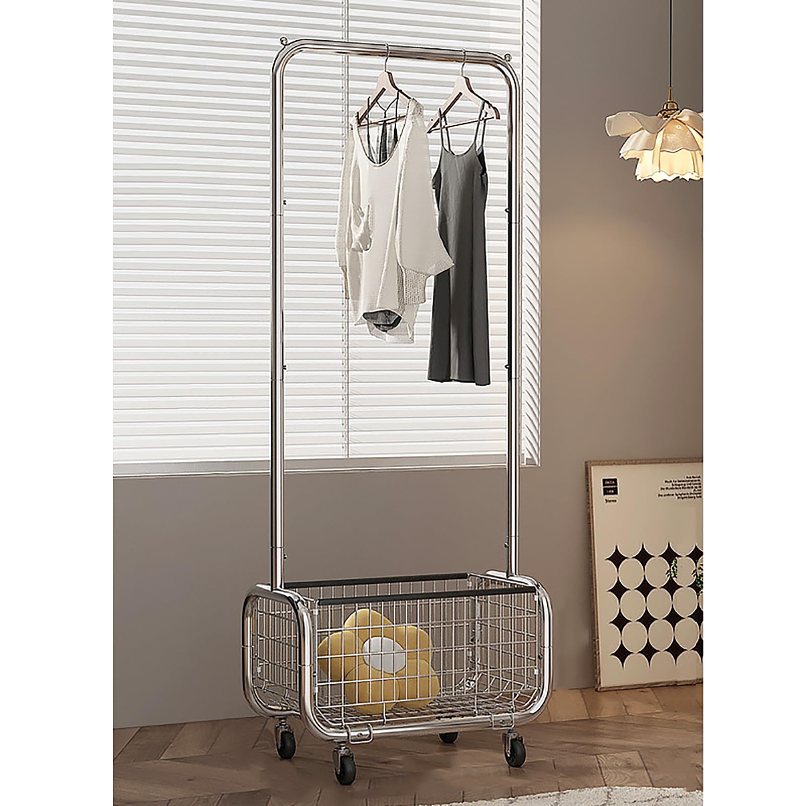 Portant à vêtements en métal avec roulettes et panier à linge intégré