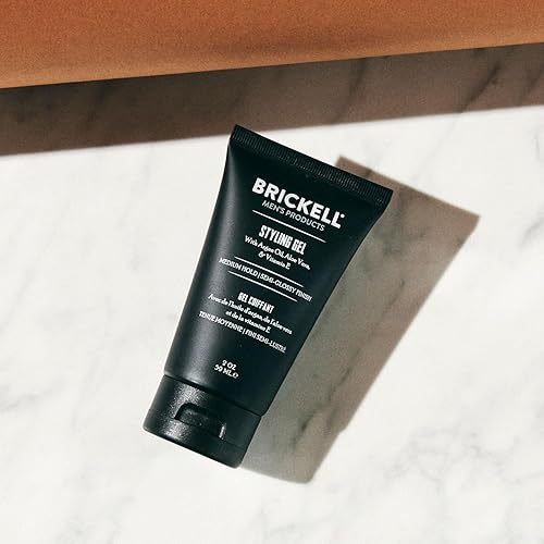 Vista 2 de Brickell Gel para el cabello para hombre, natural y orgánico, para un estilo brillante, aroma natural, 2 onzas