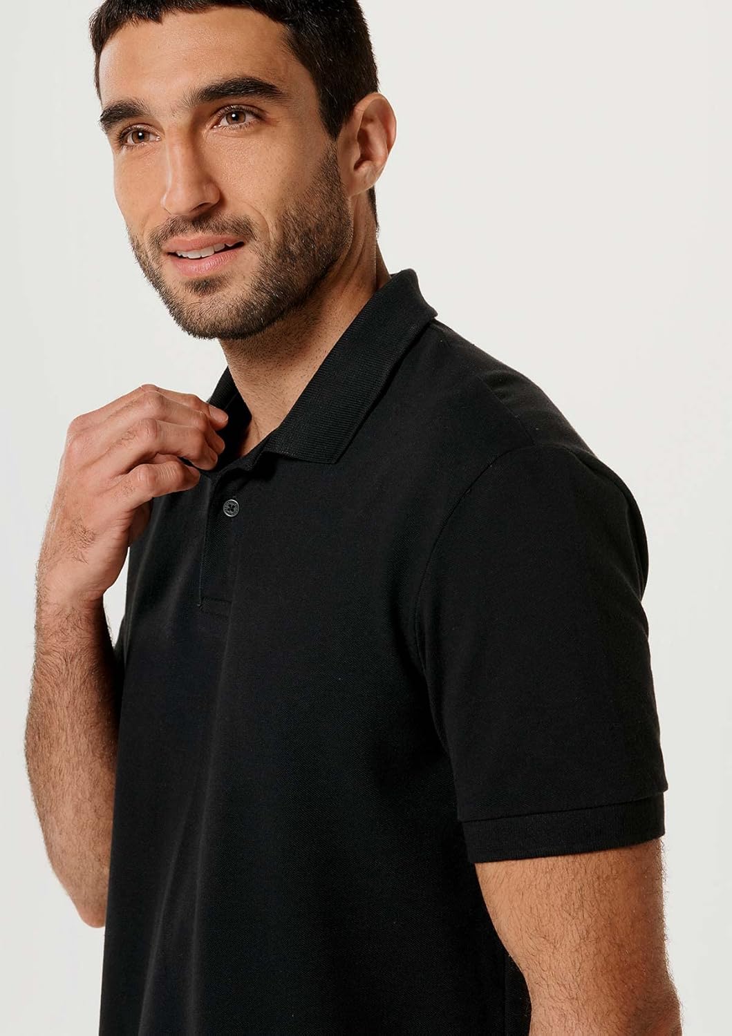 Kit Com 2 Camisas Polo Básicas Masculinas em promoção! Veja a oferta e mais achadinhos de Camisetas 6 Hoje é o melhor dia para comprar Kit Com 2 Camisas Polo Básicas Masculinas com aquele preço maroto! Promoção! Aproveite a oferta! 6