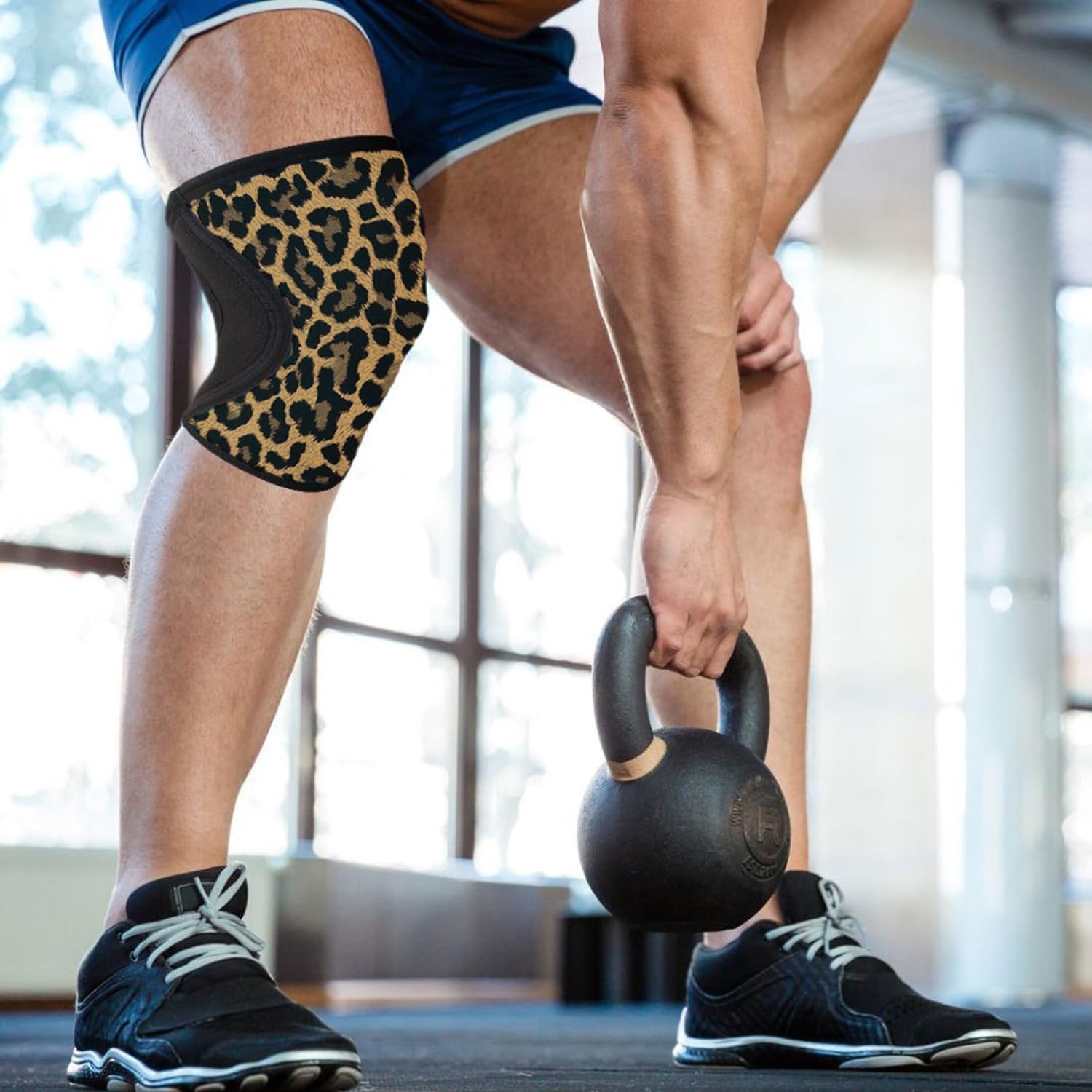RUNTOP Knee Sleeves(1 PAIR) 7 mm Neoprene Knee Supports Pain Compression Brace Cap for Squats Cross Fitness Training WODS Weightlifting Powerlifting Knee Pads For Men Women Kids