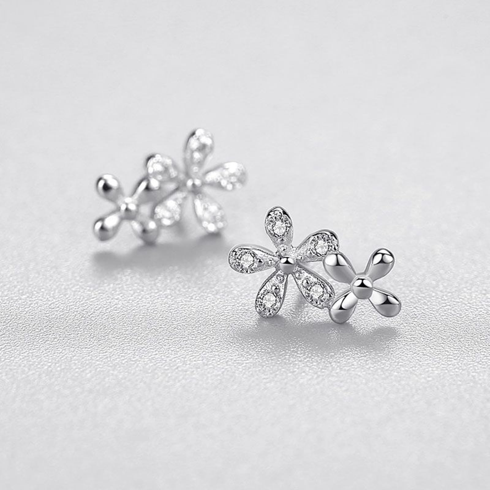 Kolczyki sztyfty białe złoto 750 585 375 damskie kolczyki damskie proste podwójne kwiaty z okrągłym Moissanite kolczyki na sztyfcie prawdziwa biżuteria ślubna dla panny młodej, białe złoto