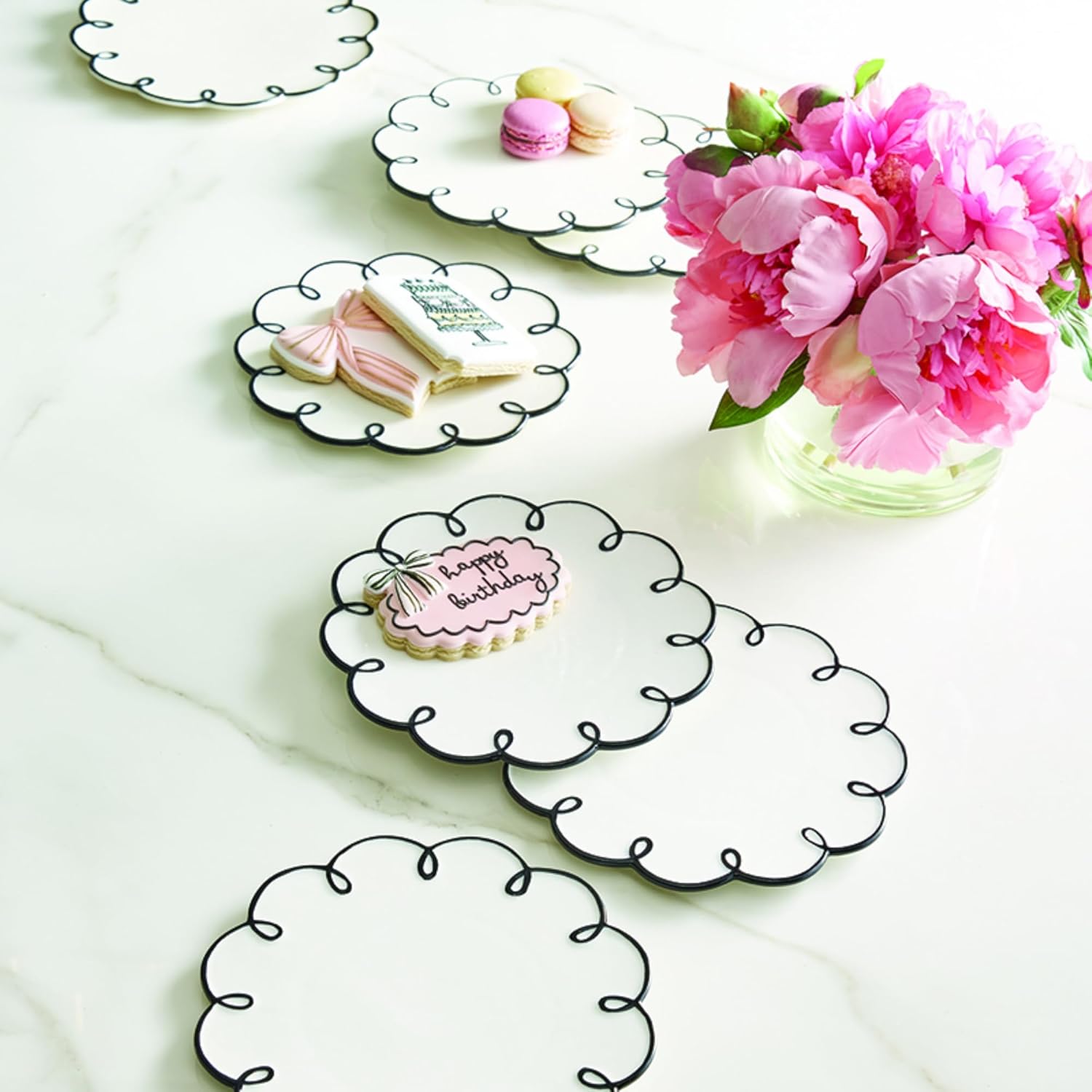 Santa Barbara Design Studio Appetizer Plate Set - 6" Ceramic Dessert Plates with Scalloped Edge, 4-Count, Black Trim