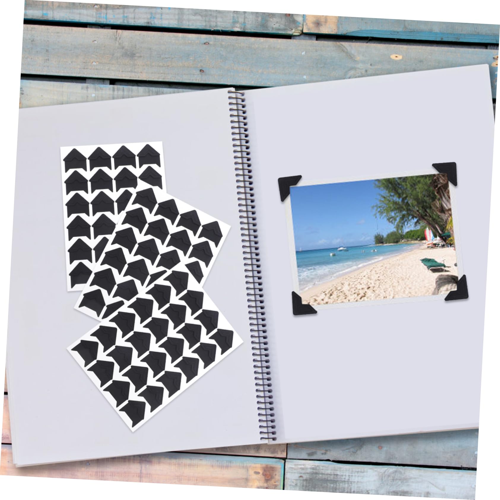 NUOBESTY 50fogli Angoli Autoadesivi per Album Fotografici Decorazioni per Scrapbooking e Progetti Fai Te Angoli per Conservare Le tue Foto Sicurezza