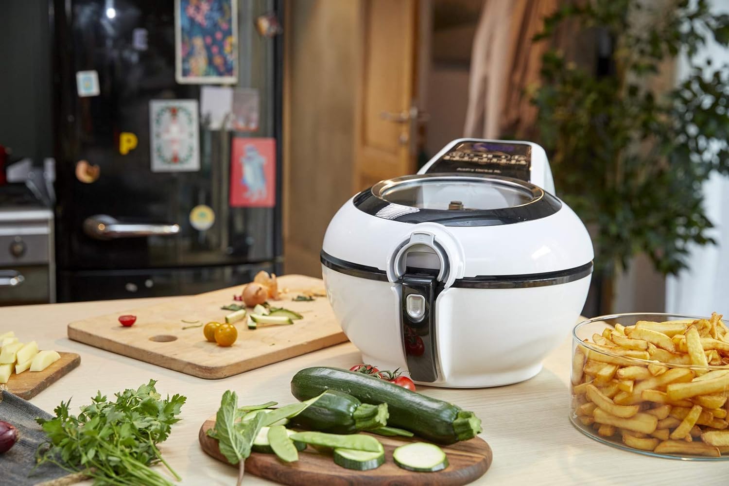 Tefal Actifry Genius Snaking FZ761015 - Freidora sin aceite, de aire 1.2 kg, con 9 programas automáticos y accesorio para snacks, panel táctil intuitivo e incluye recetario, apto lavavajillas, Negro