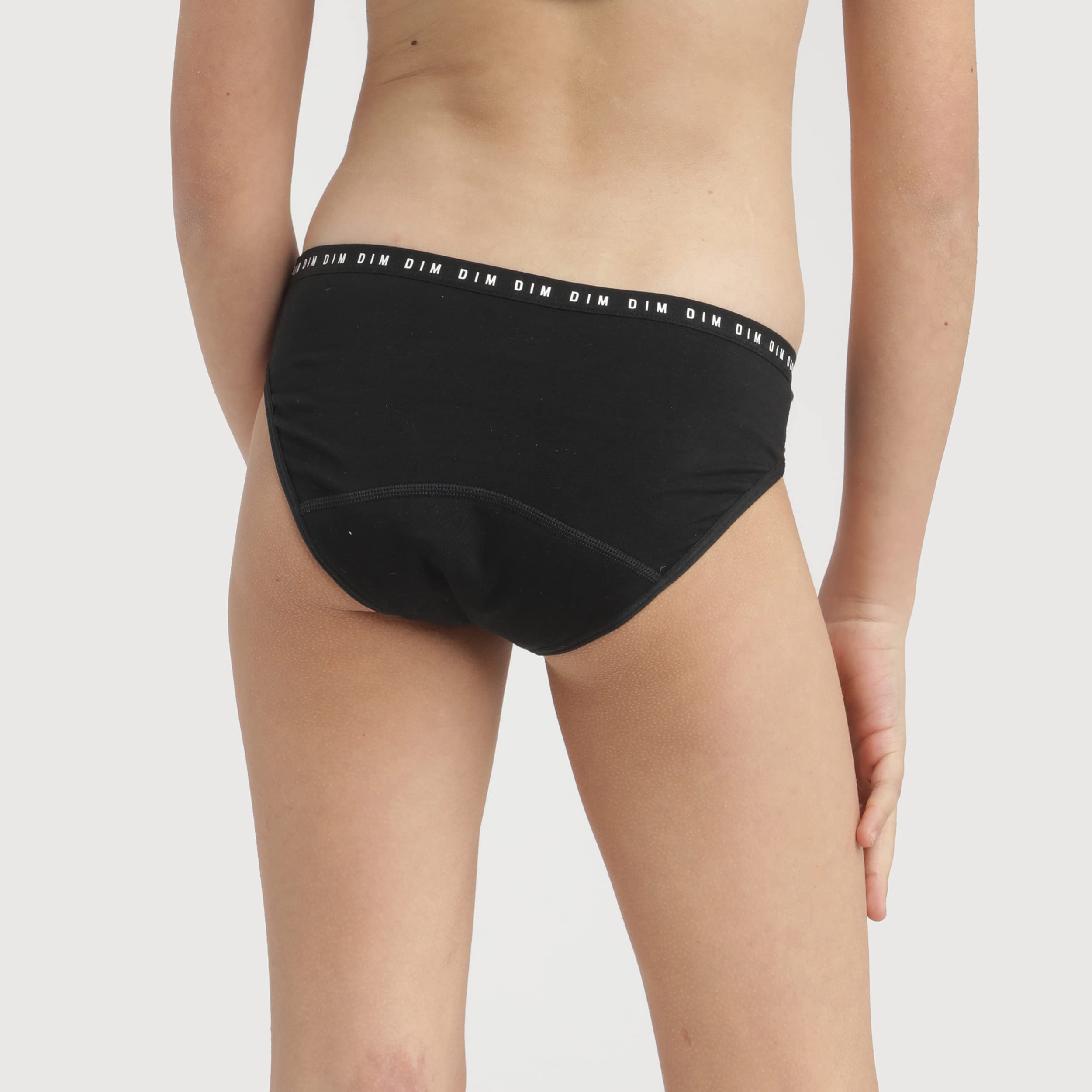 DIM Menstruationsslip für Mädchen x2 | Mittlerer Fluss | Bio-Baumwolle Ultra Saugfähig | Pubertätskomfort | Waschbar und wiederverwendbar.