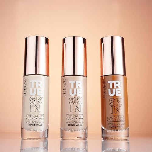 Vista 44 de Catrice Base de maquillaje hidratante True Skin (010 Cool Cashmere)