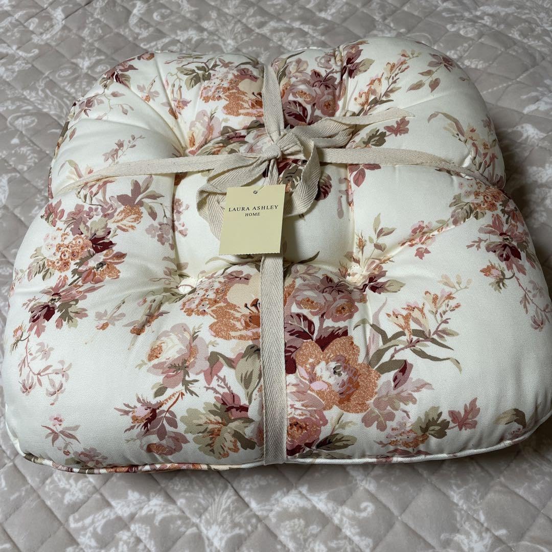 Amazon.co.jp: ローラアシュレイ シートクッション 2枚 : ホーム＆キッチン 