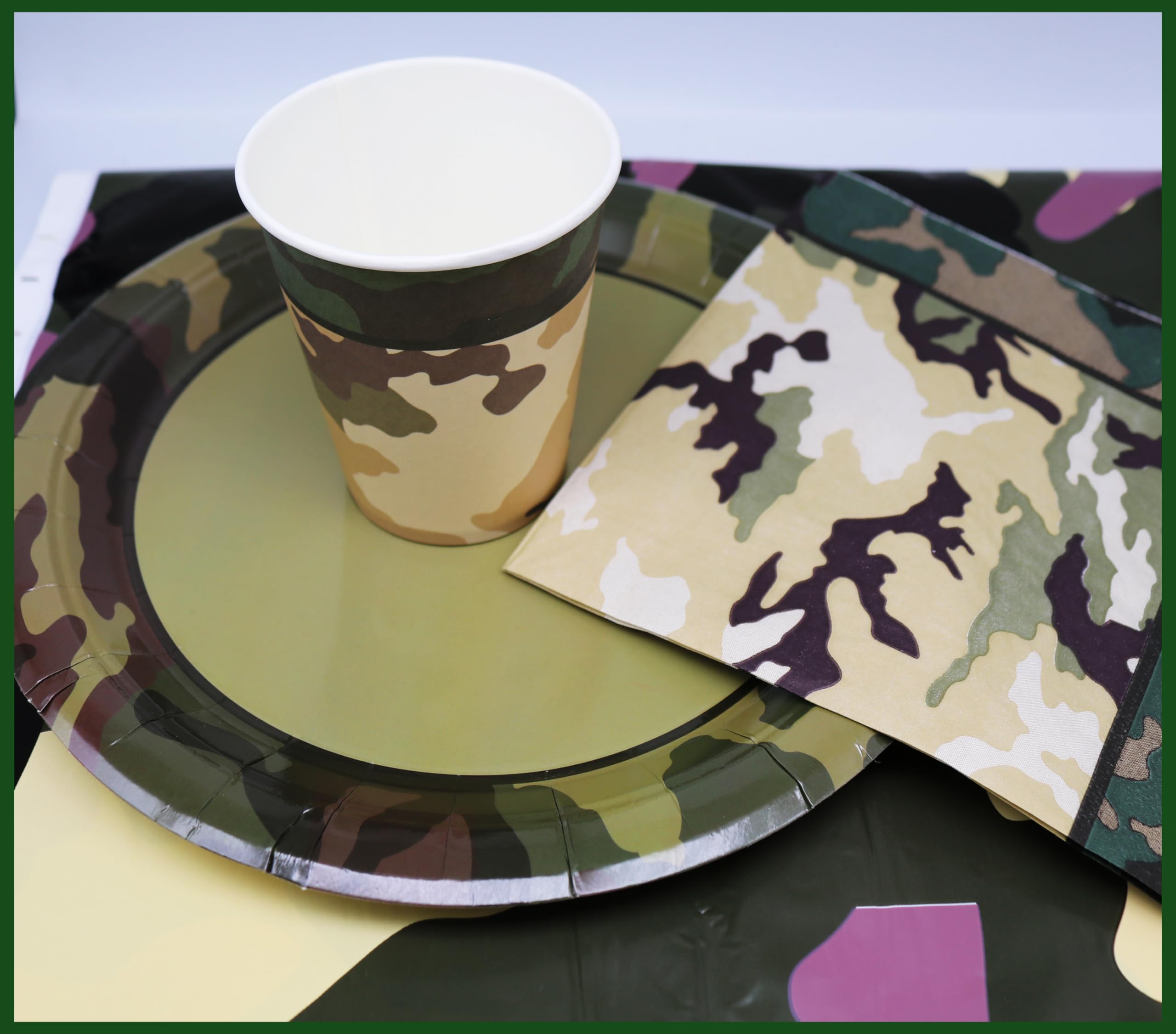 Set di stoviglie mimetiche per feste da 24 ospiti, piatti piani, temi di compleanno dell'esercito, decorazione da tavolo, campeggio, feste all'aperto