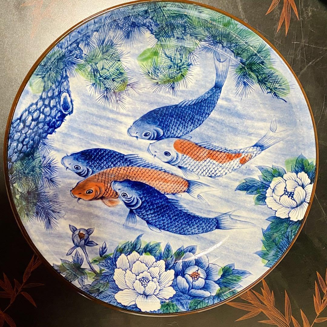 中国 魚 大皿 鉄 絵皿 陶磁器 飾皿 Amazon.co.jp: 美濃焼 勢州窯 大皿 2枚 五匹鯉 錦鯉 飾り皿 祝い皿