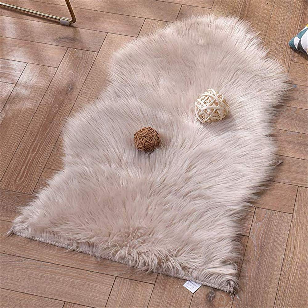 Soft Faux Sheepskin Fur Rug Soft Fluffy Carpets Chair Couch Cover Seat Area Rugs for Bedroom Sofa Floor Living Room Home Decor Nursery Rugs(2 x 3ft, Light Coffee)