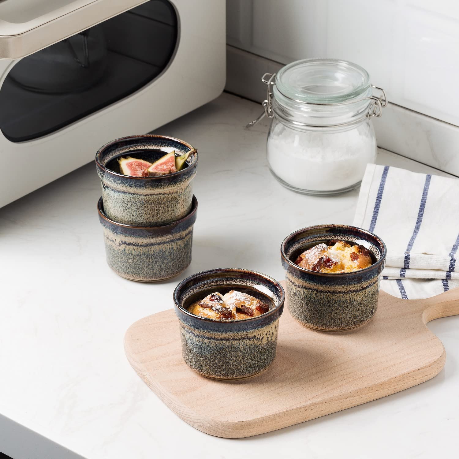 Cerámica Ramekins 5 onzas, porcelana Ramekins juego de 4, apto para horno, pequeños ramequines para hornear para platos de crema Brulee