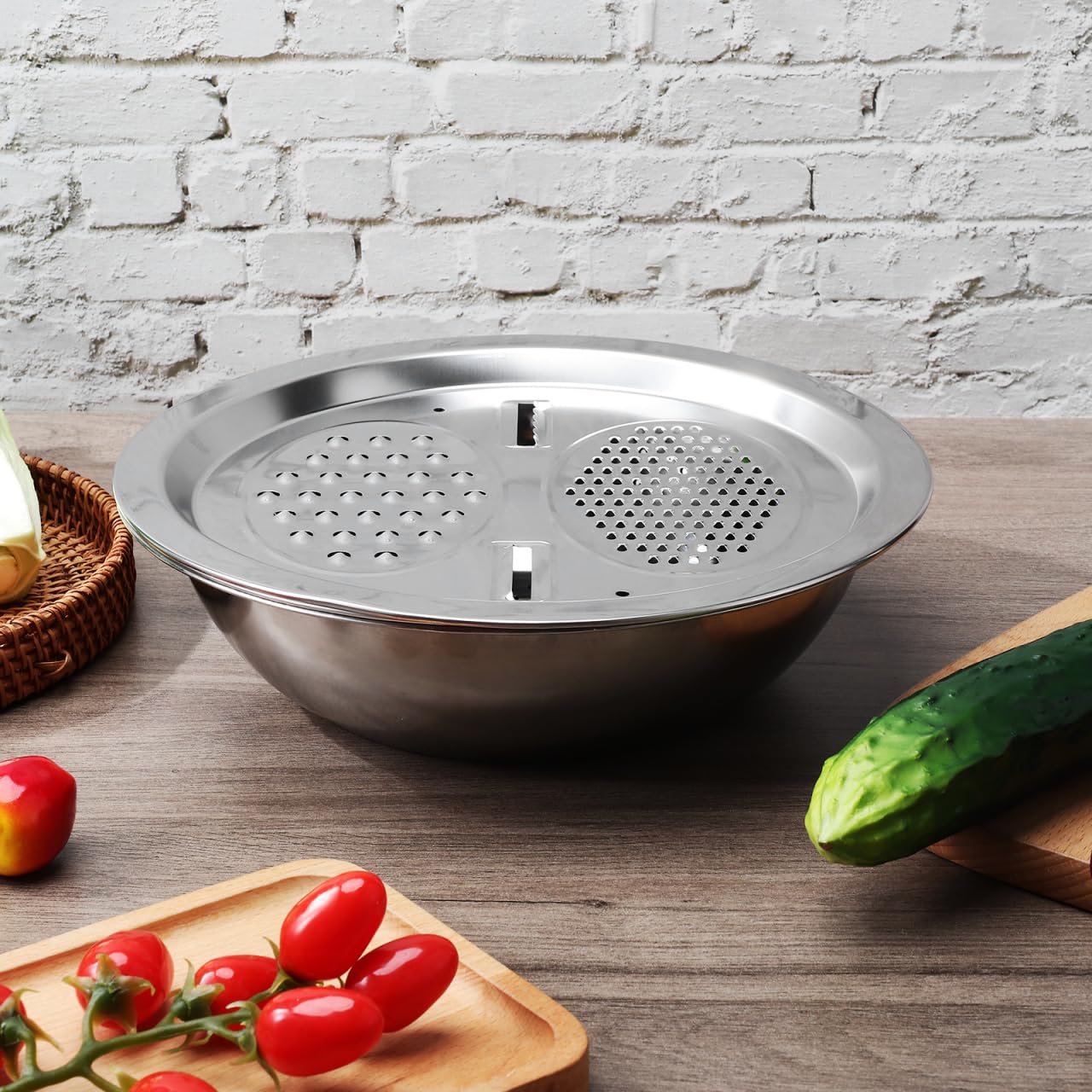 Ciieeo Bassine Inox Multifonction avec Passoire Égouttoir pour Fruits et Légumes Bol de Lavage et Panier de Stockage Alimentaire Évier de Cuisine Pratique et Facile à Nettoyer