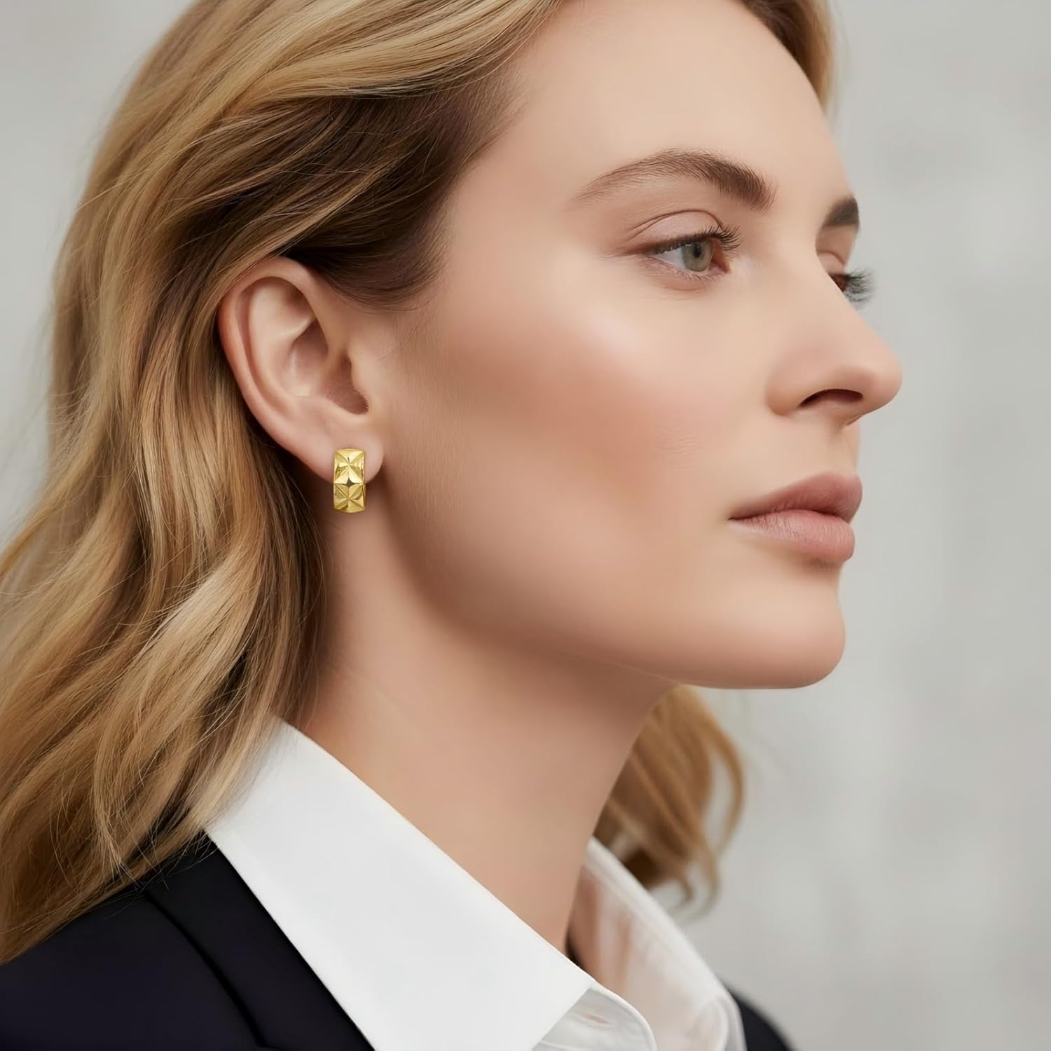 14K Gold Plated Hoops Earrings for Women Rhombus Pattern Thick Small Hoop Earring Mini Chunky Hoops Earring Womens Hinged Snap Back 16mm