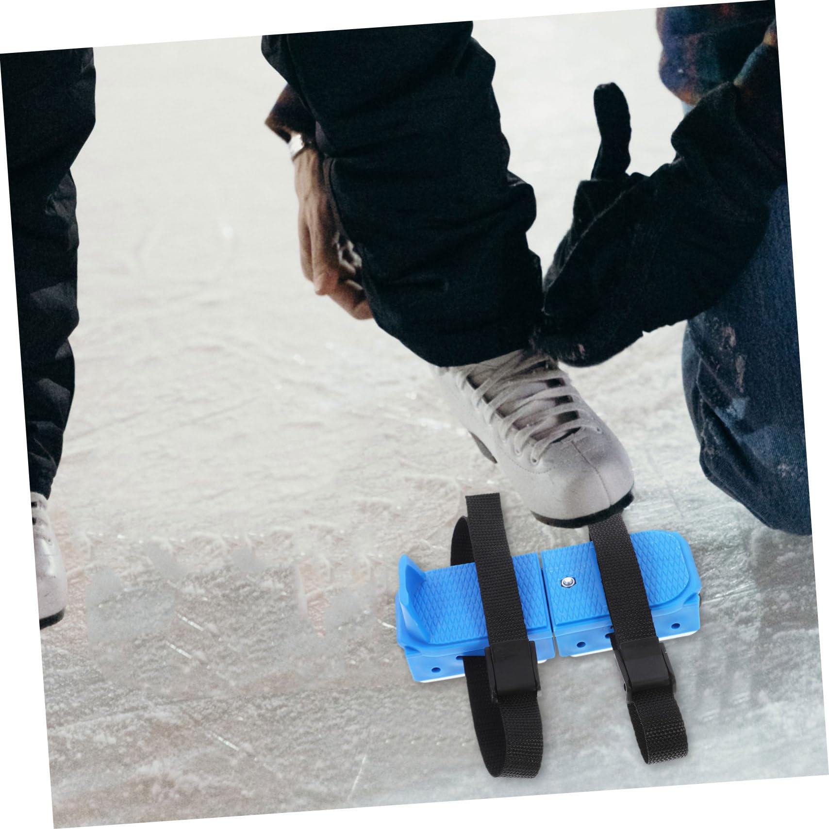 BESPORTBLE Pattini da Ghiaccio per Bambini Doppia Lama Regolabili | 1 Paio, Plastica, Coperture Protettive Incluse, per Outdoor Skating e Sport Invernali, Accessorio per Bambini