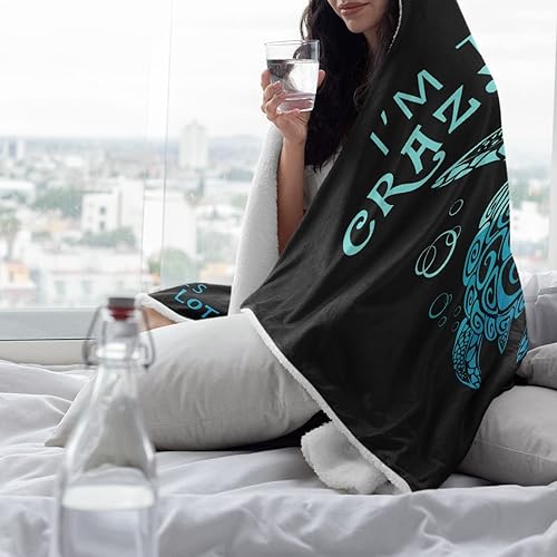 Miniatura 4 de Love Turtle - Manta con capucha para adultos, Navidad, cumpleaños, regalos para mujeres y hombres, poncho con capucha de animales marinos, 50 x 60