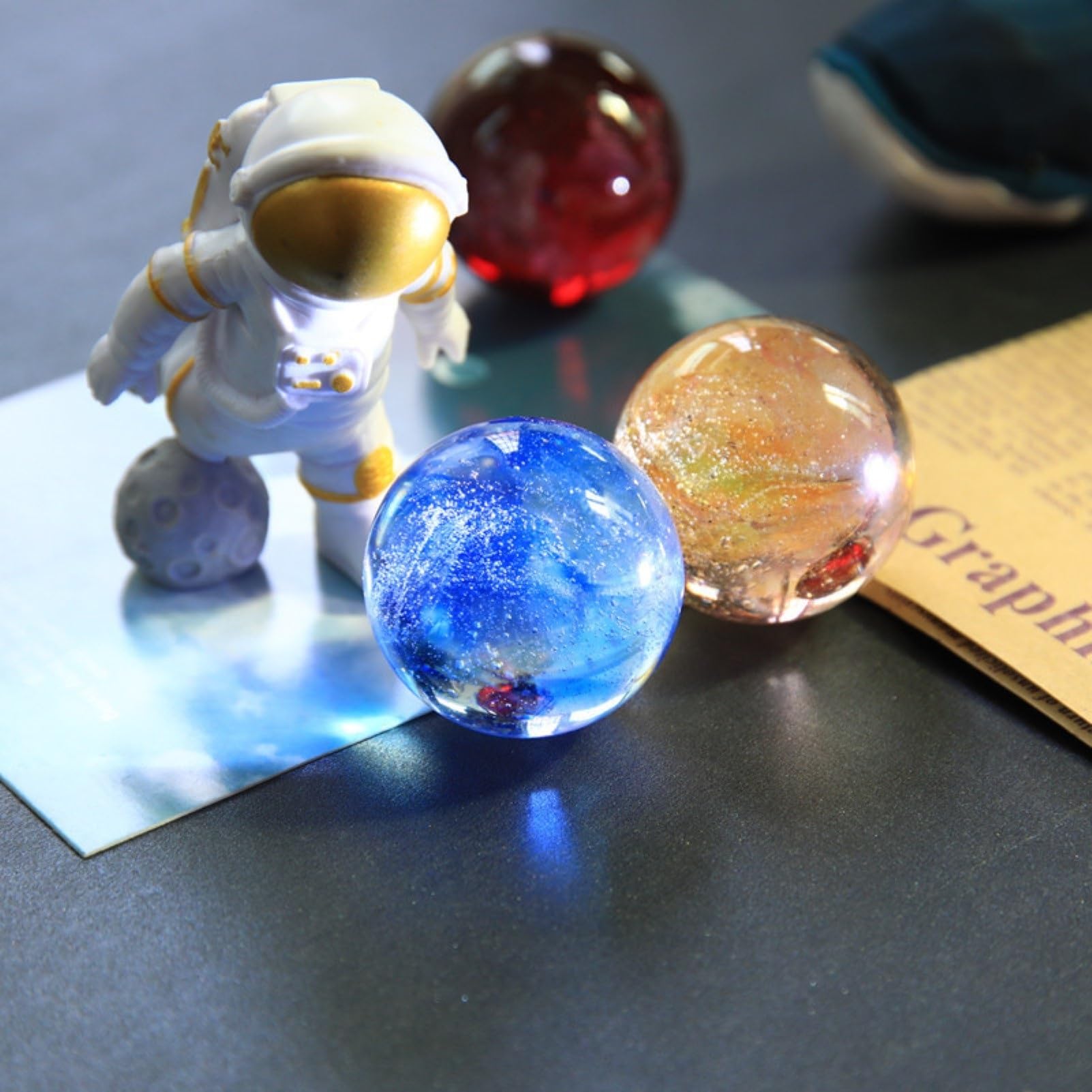 Galaxy Samll Ball Z Drewnianą Podstawą LED, 7 Kolorów 40mm Kryształowe Kamienie Kwarcowe I Kamienie Lecznicze, Dekoracje Na Światło Nocne W Domu Prezenty(Round+Long Base,B 7 Ball Beech)