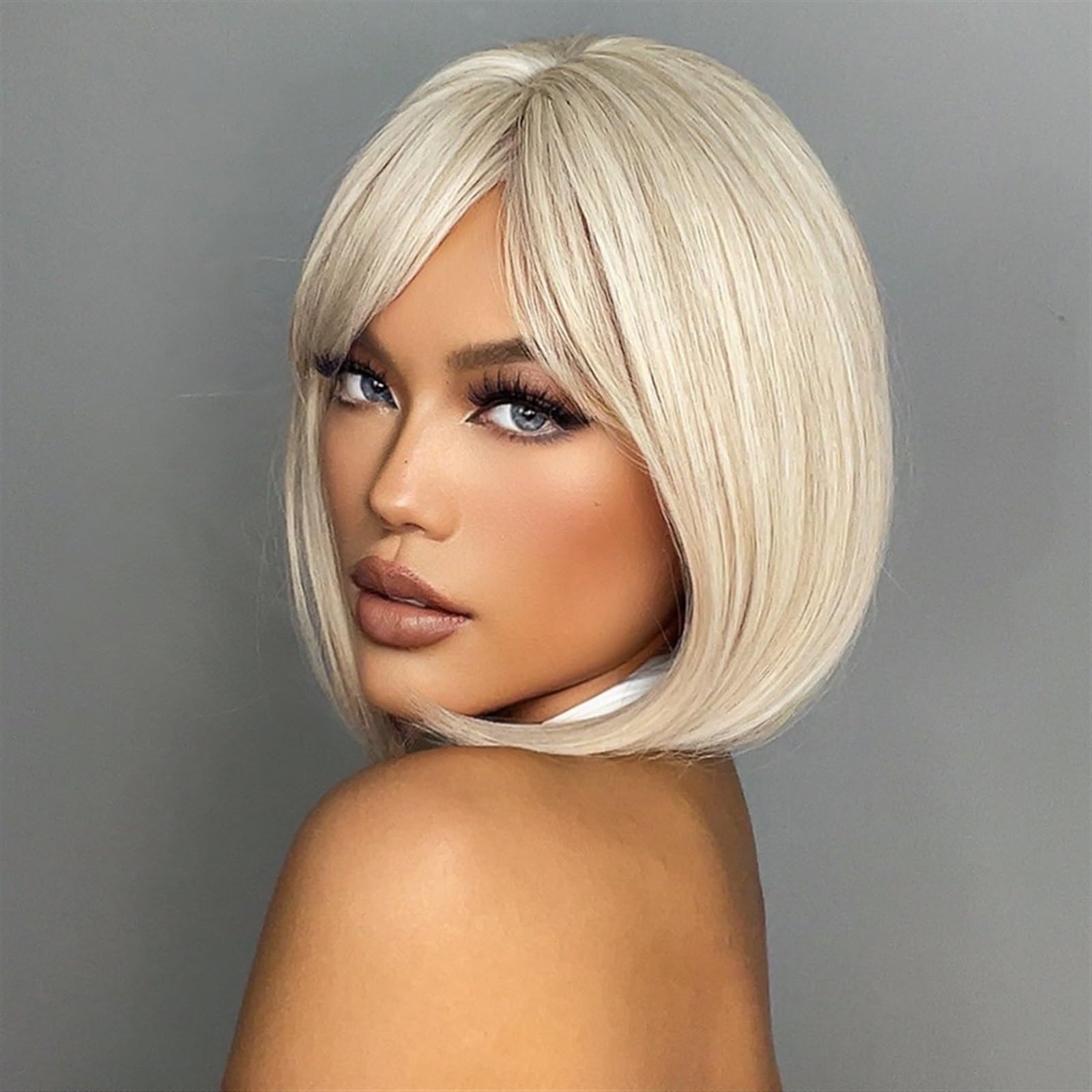 Realistyczne peruki Białe blond szare peruki syntetyczne z grzywką krótkie proste włosy bob peruka dla kobiet Cosplay codzienne naturalne odporne na ciepło Fryzura damska