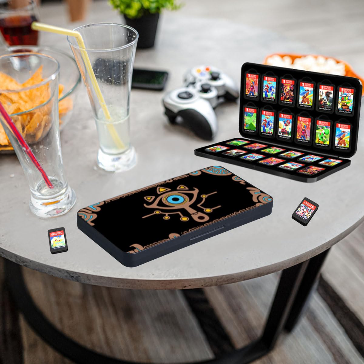 Amazon.com: Magnetic Closure Game Holder for Nintendo Switch