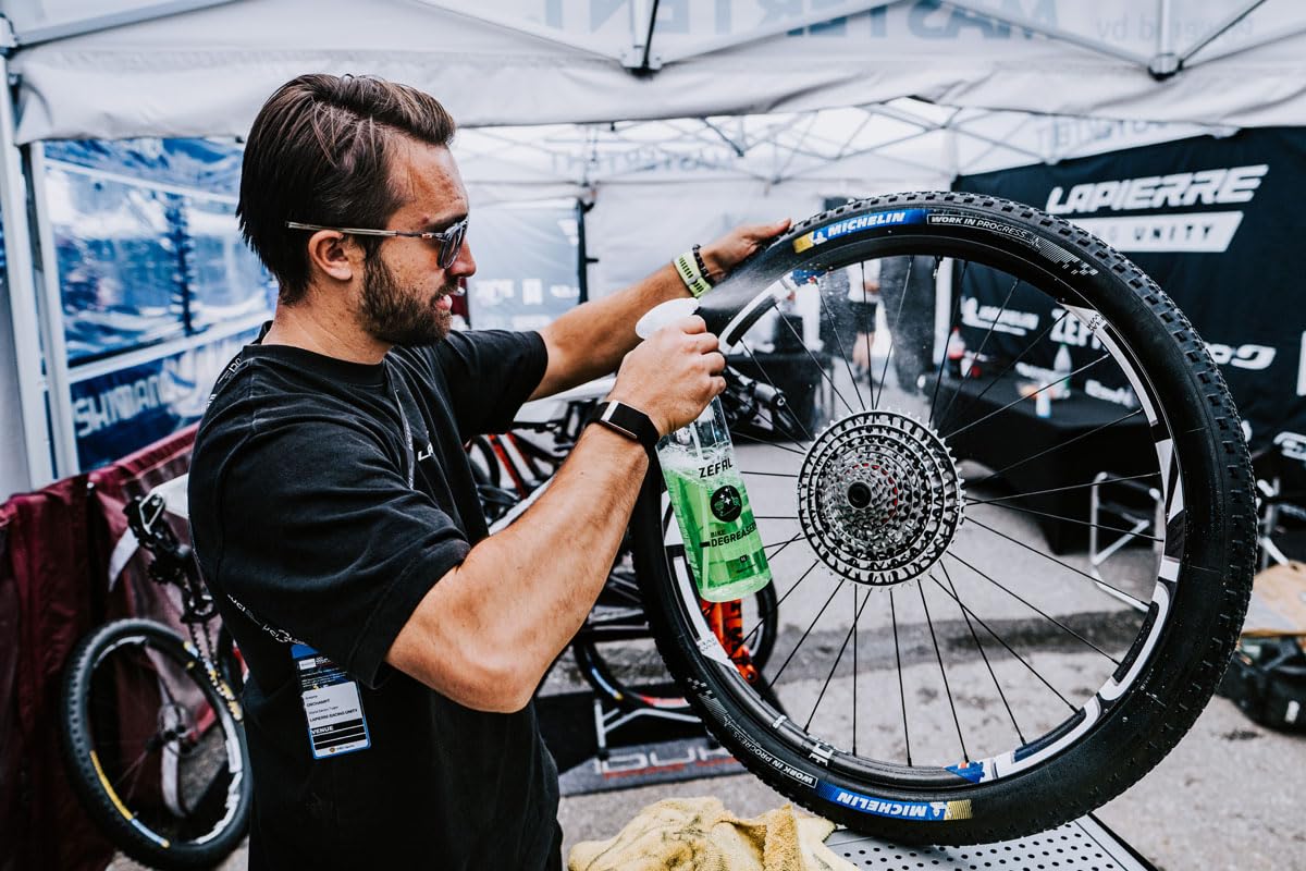 Amazon | ゼファール(Zefal) 自転車用 チェーンクリーナー BIKE 