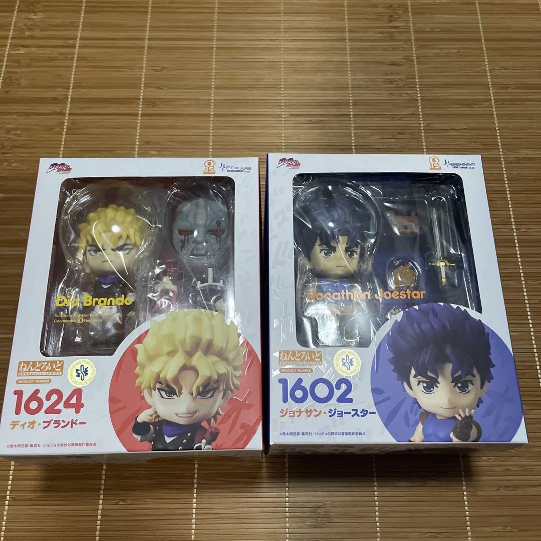 ねんどろいど ジョジョの奇妙な冒険 ジョナサン ディオ セット Amazon.co.jp: ねんどろいど ジョジョの奇妙な冒険 ジョナサン ディオ