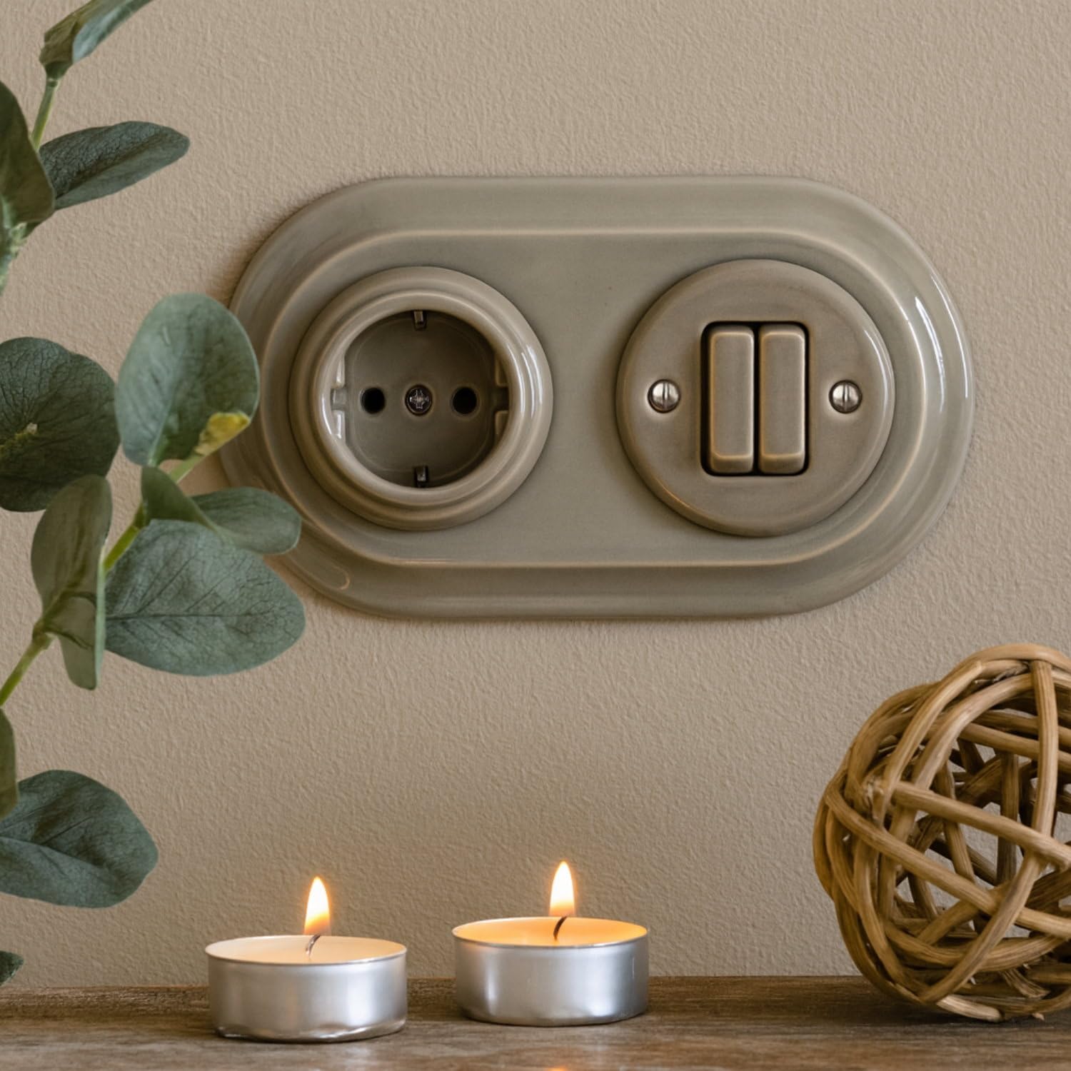 Unterputz Porzellan Retro Steckdose, Doppelschalter, 2-fach, All-in-One, SET Serie PR1 graubeige