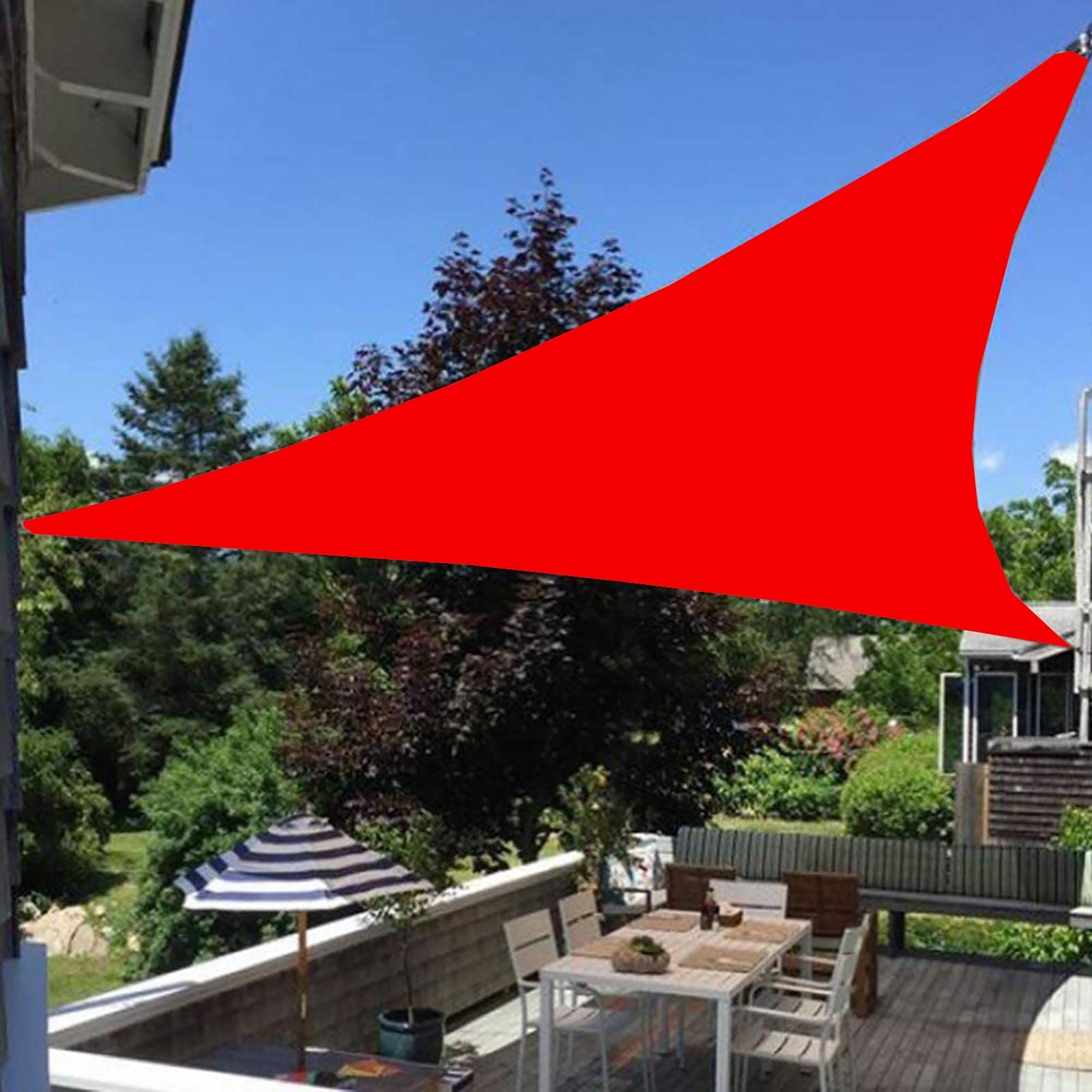 Bâche soleil de jardin triangulaire 2m pour des instants sereins en plein air