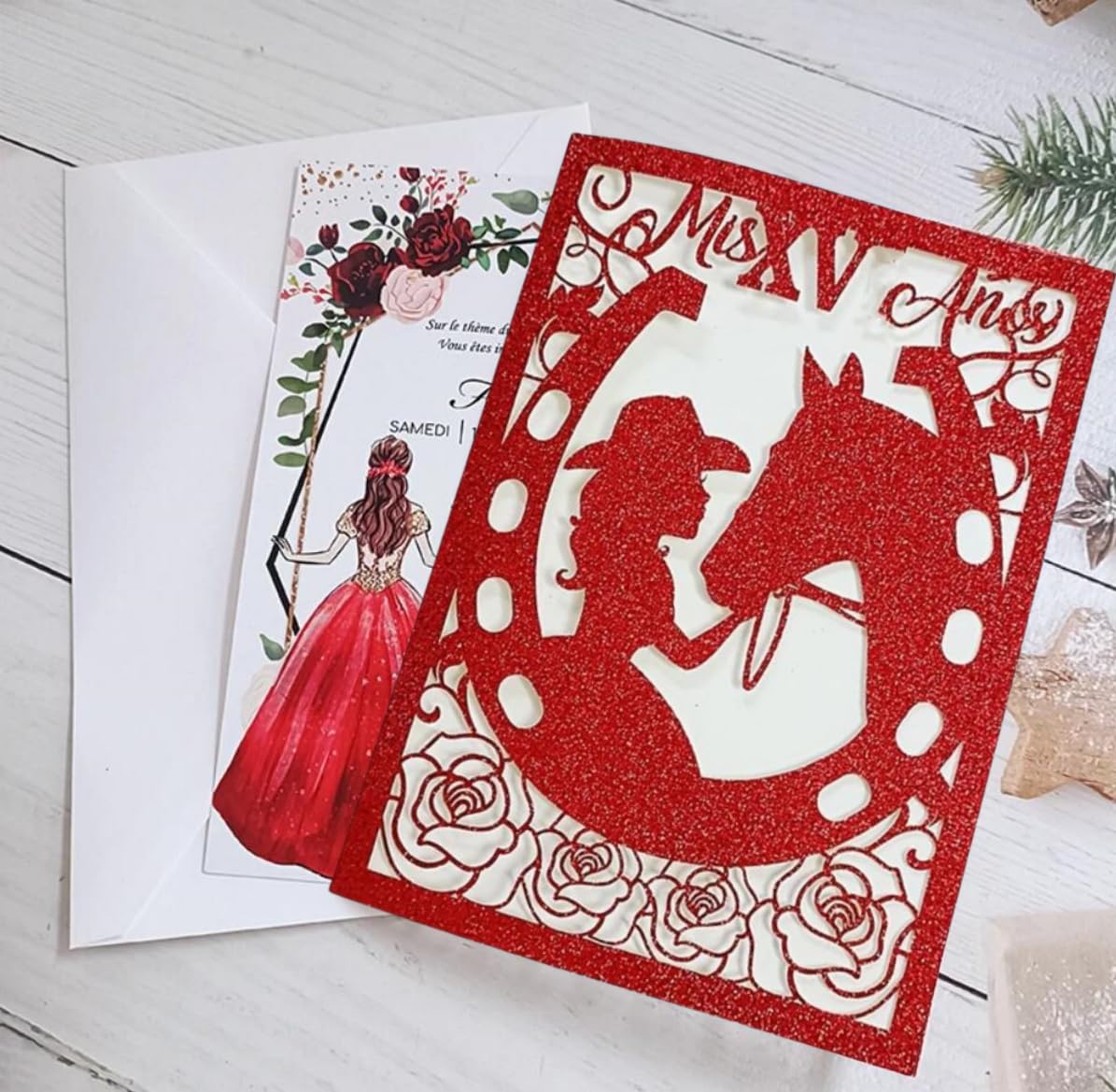Quinceanera Einladungskarten aus Glitzer-Papier, 50 Stück, für 16 Partys, glitzernd, Pferd, Laserschnitt, Westernhochzeitskarten mit Umschlag (rot, ganzes Set)