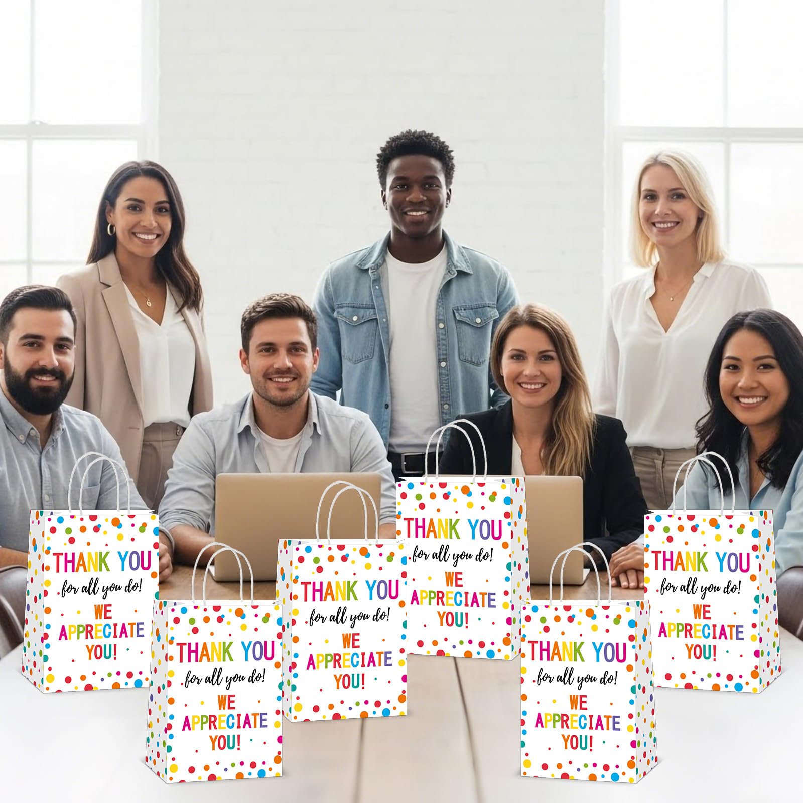 Oitnlaughter 12 Pcs We Appreciate You Paper Gift Bags Thank You for All You Do Goodie Bag Be Thankful to Teacher Doctor Staff Treat Bag Decoration for Thank You Party Favors Supplies 8 x 6 x 3inch