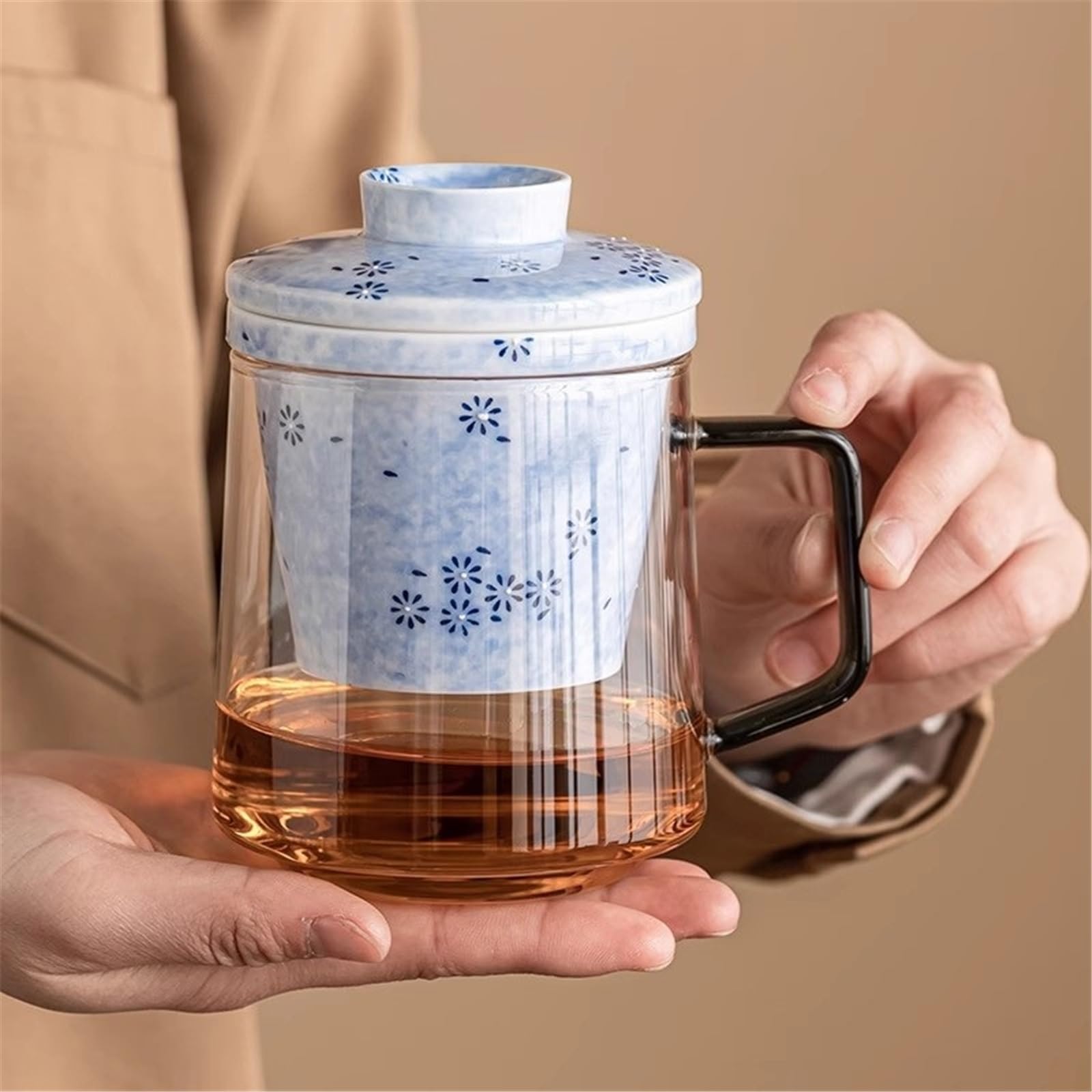 Teetasse aus Glas mit Keramik-Teesieb und Deckel, 445 ml (15,7 oz) Borosilikatglas-Teebecher mit Henkel for losen Tee