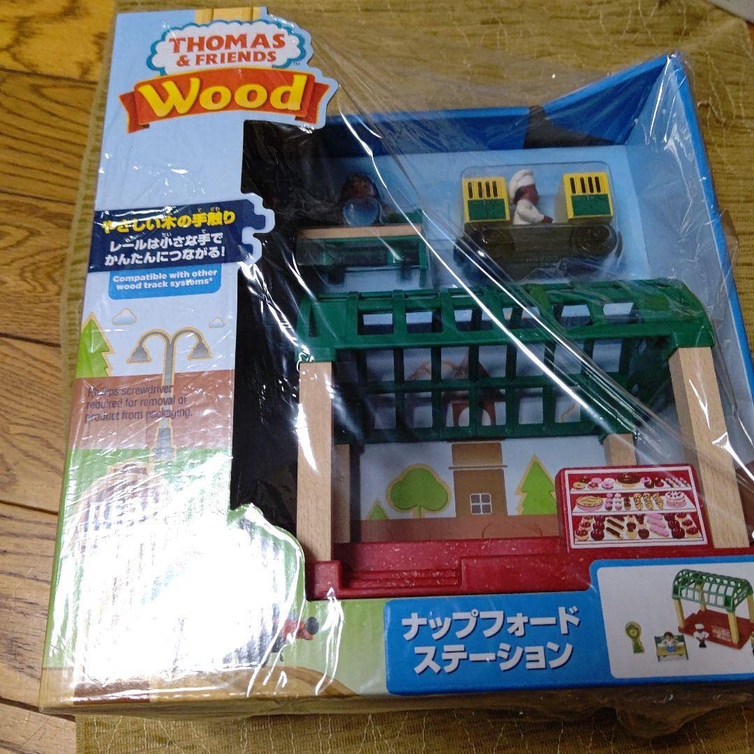 Amazon.co.jp: きかんしゃトーマス 木製レールシリーズ ナップフォード