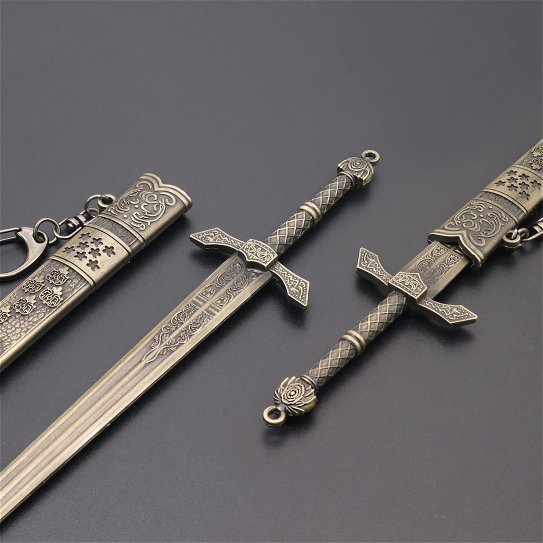 Amazon | 【Yixianda】 エルデンリング 失地騎士の大剣 22cm 