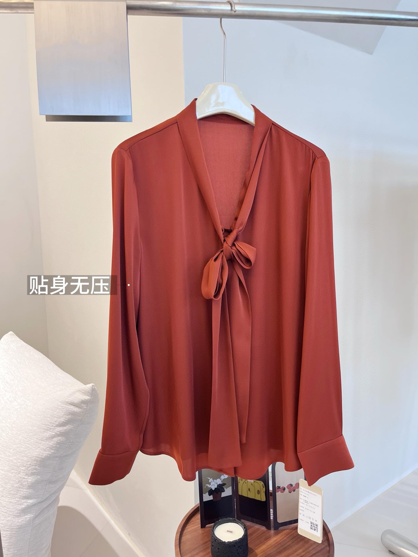 Blusa de Seda de Manga Larga con Nudo para Mujer