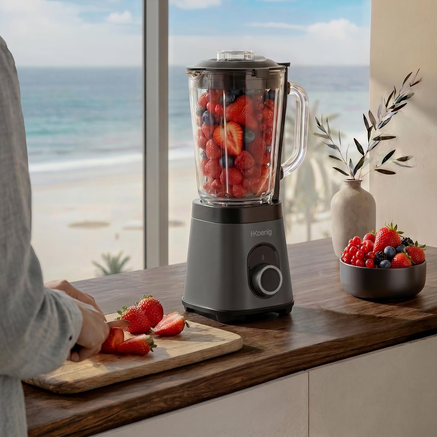 H.Koenig Mixeur MXK36 1,5L 550W, Blender Puissant avec Fonction Glace Pilée, Bol en Verre Gradué, 2 Vitesses + Pulse, Corps en Acier Inoxydable, Verrouillage de Sécurité, Pieds Antidérapants, Noir