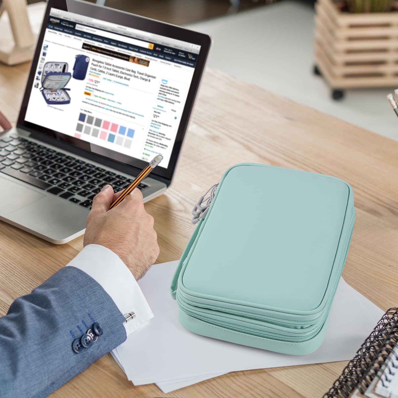 Bevegekos Torba na akcesoria do tabletów, podróżny duży organizer na elektronikę na ładowarki i przewody, kable, tablet o przekątnej ekranu 19 cm, niezbędne akcesoria do samolotu, 2 warstwy (miętowa
