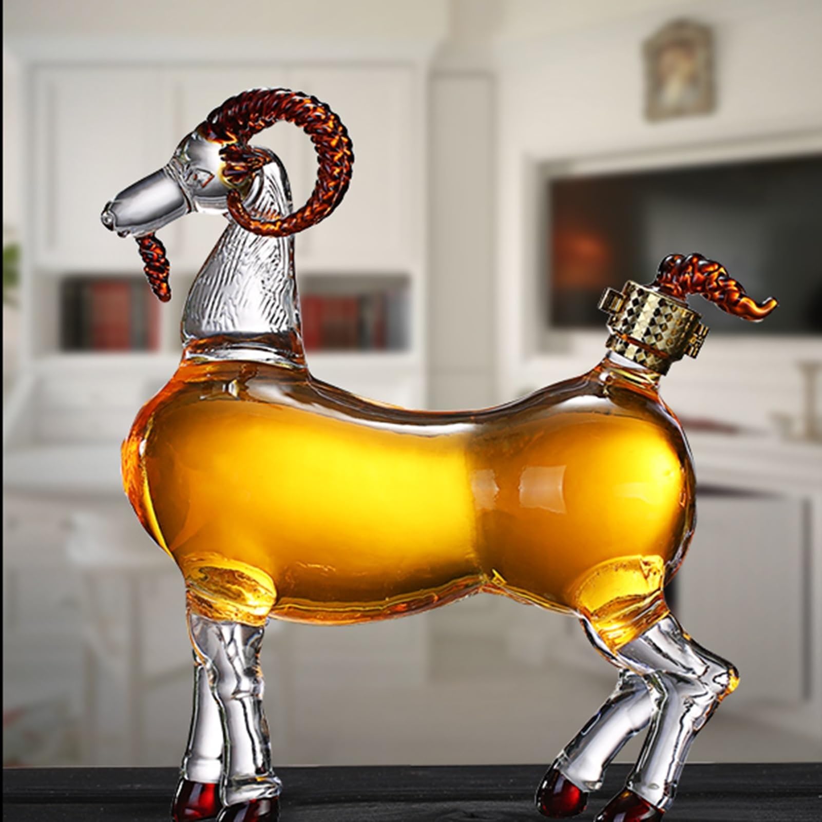 1000ML Decantador Whisky Arte Escultura - Decantador De Whisky 3D Con 9 Formas De Animales, Divertida Botella De Vino De Vidrio Sin Plomo, Artículos De Bar Con Temática Animal(Goat)